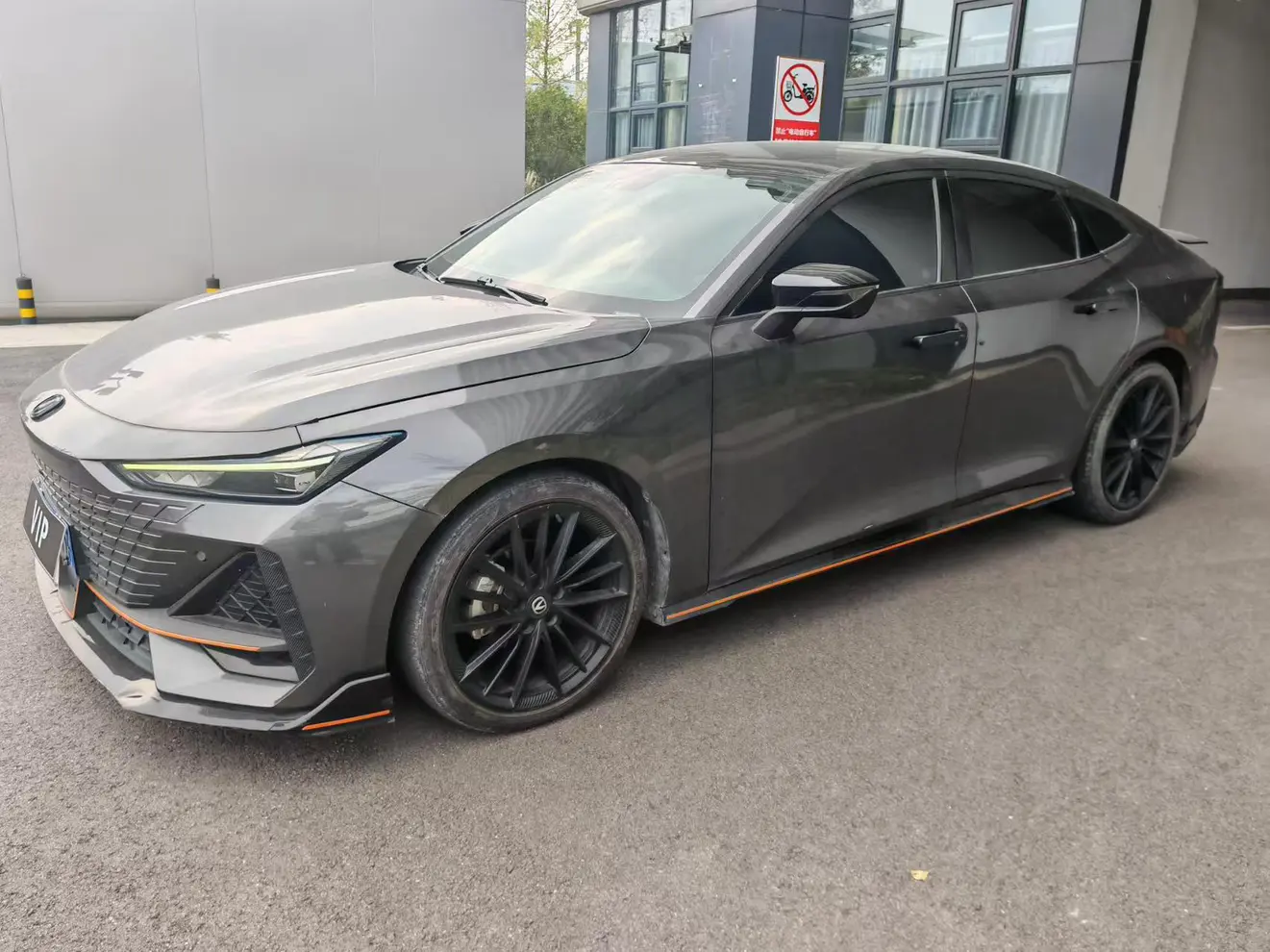 Changan UNI-V  из Китая