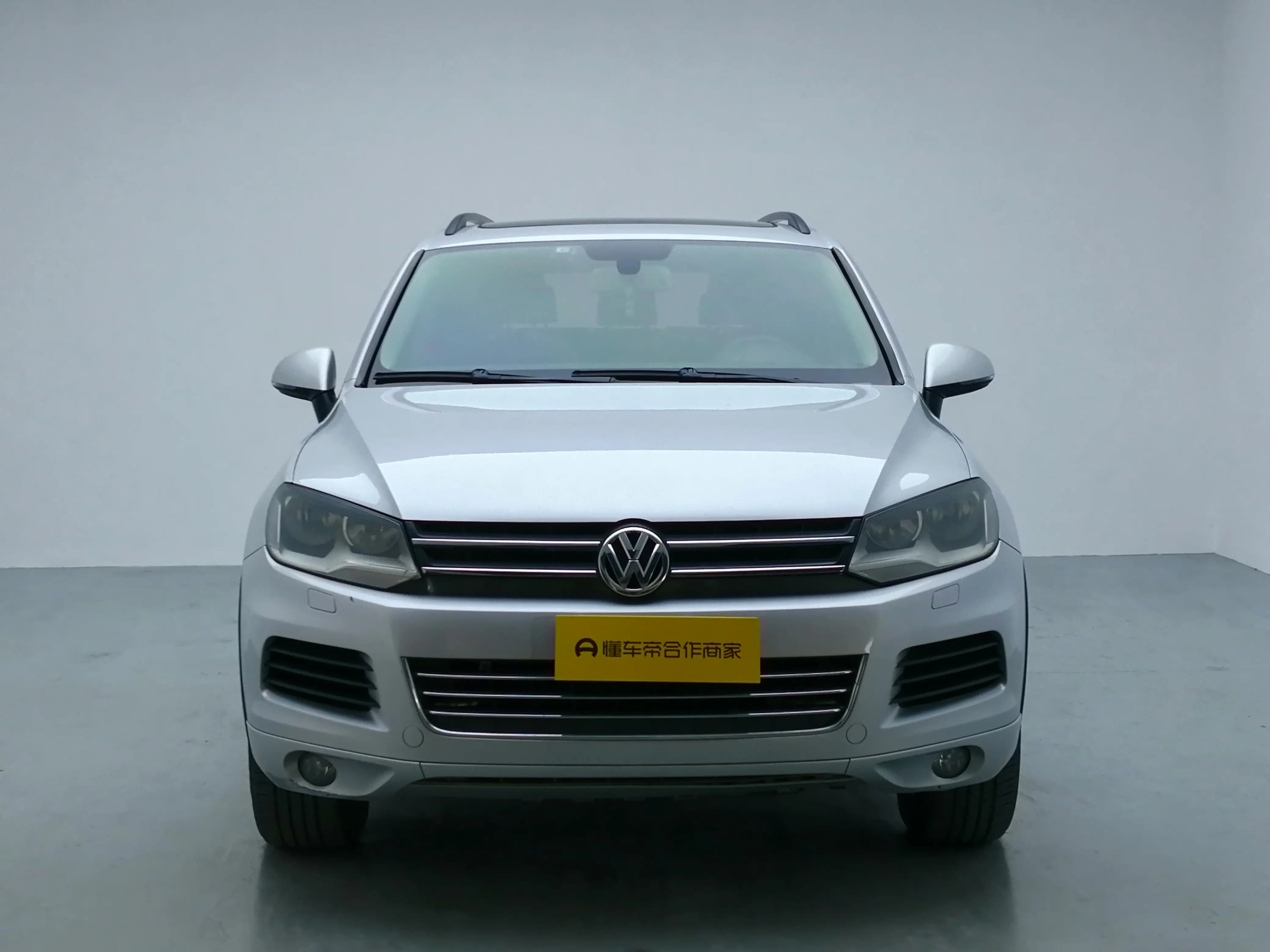 Volkswagen Touareg  из Китая