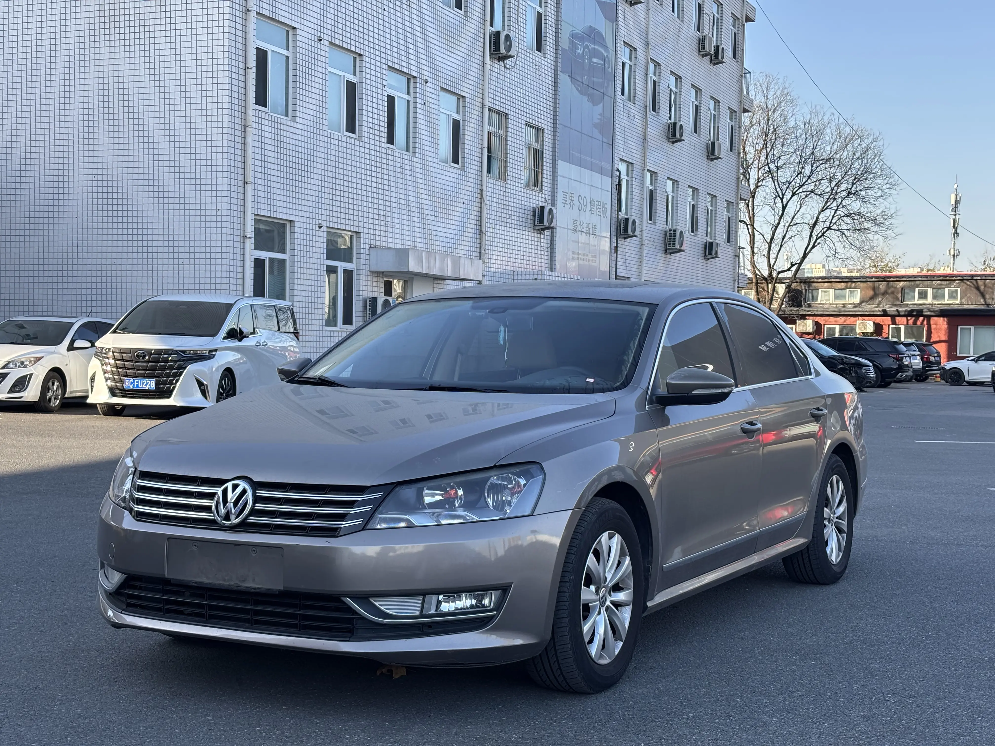 Volkswagen Passat  из Китая