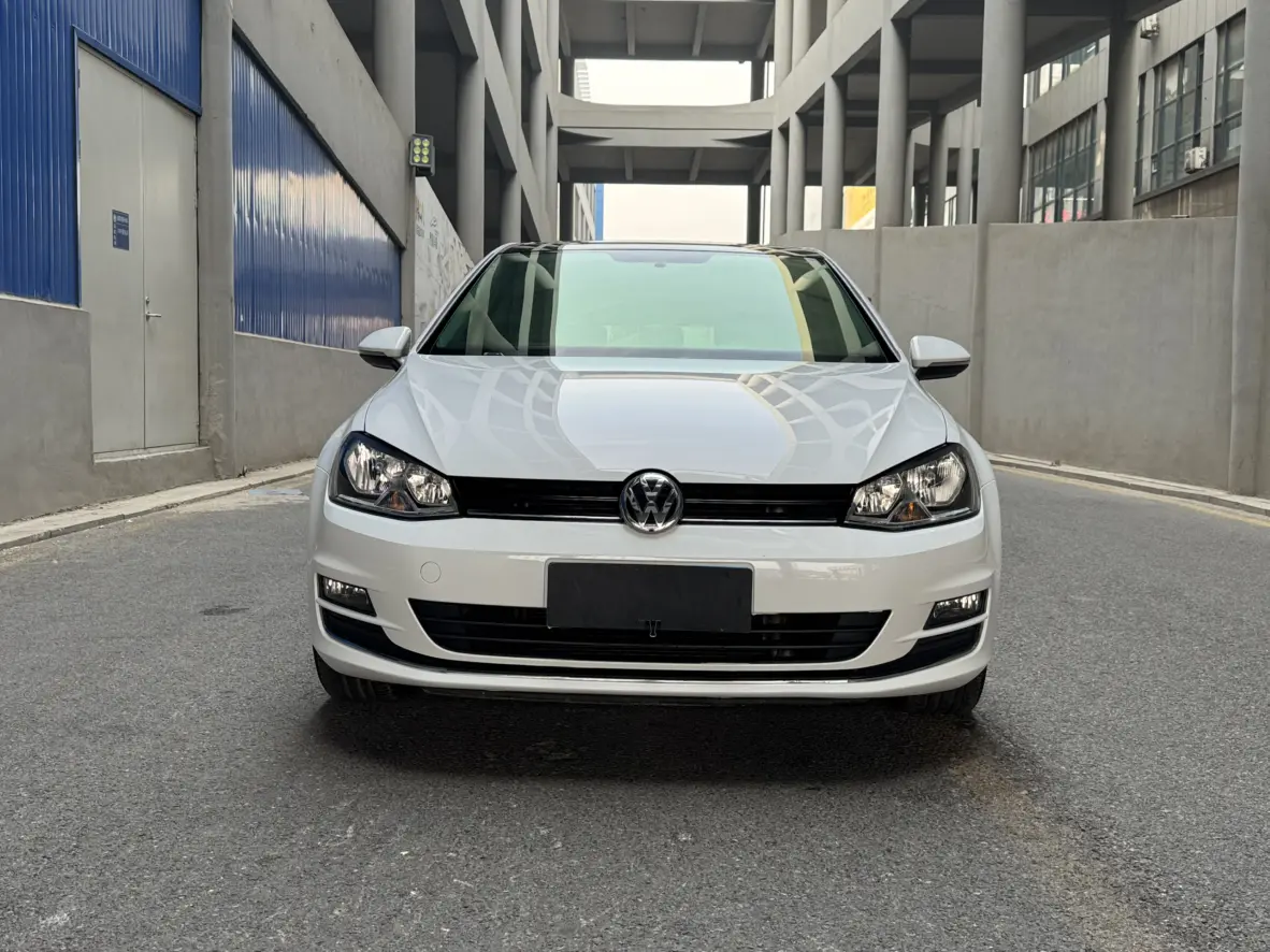 Volkswagen Golf  из Китая