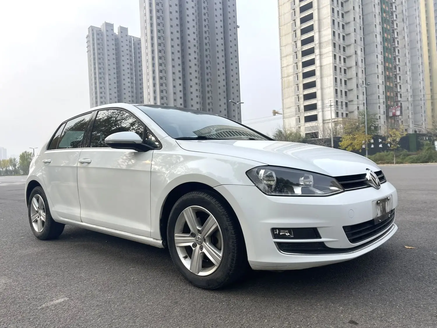 Volkswagen Golf  из Китая