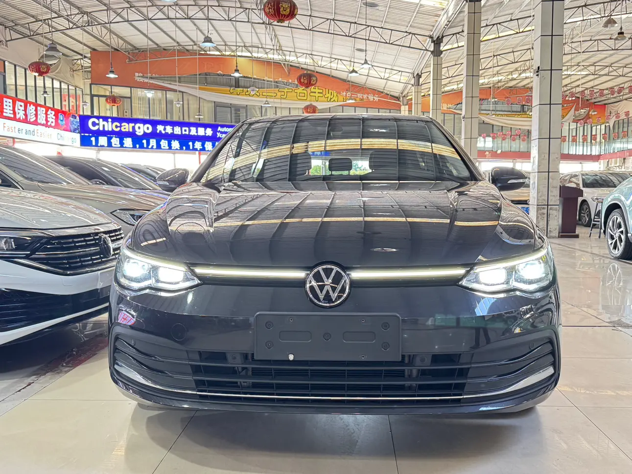 Volkswagen Golf  из Китая