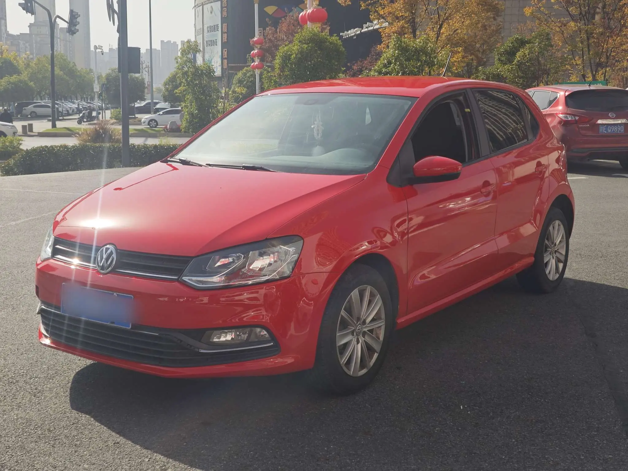 Volkswagen Polo  из Китая