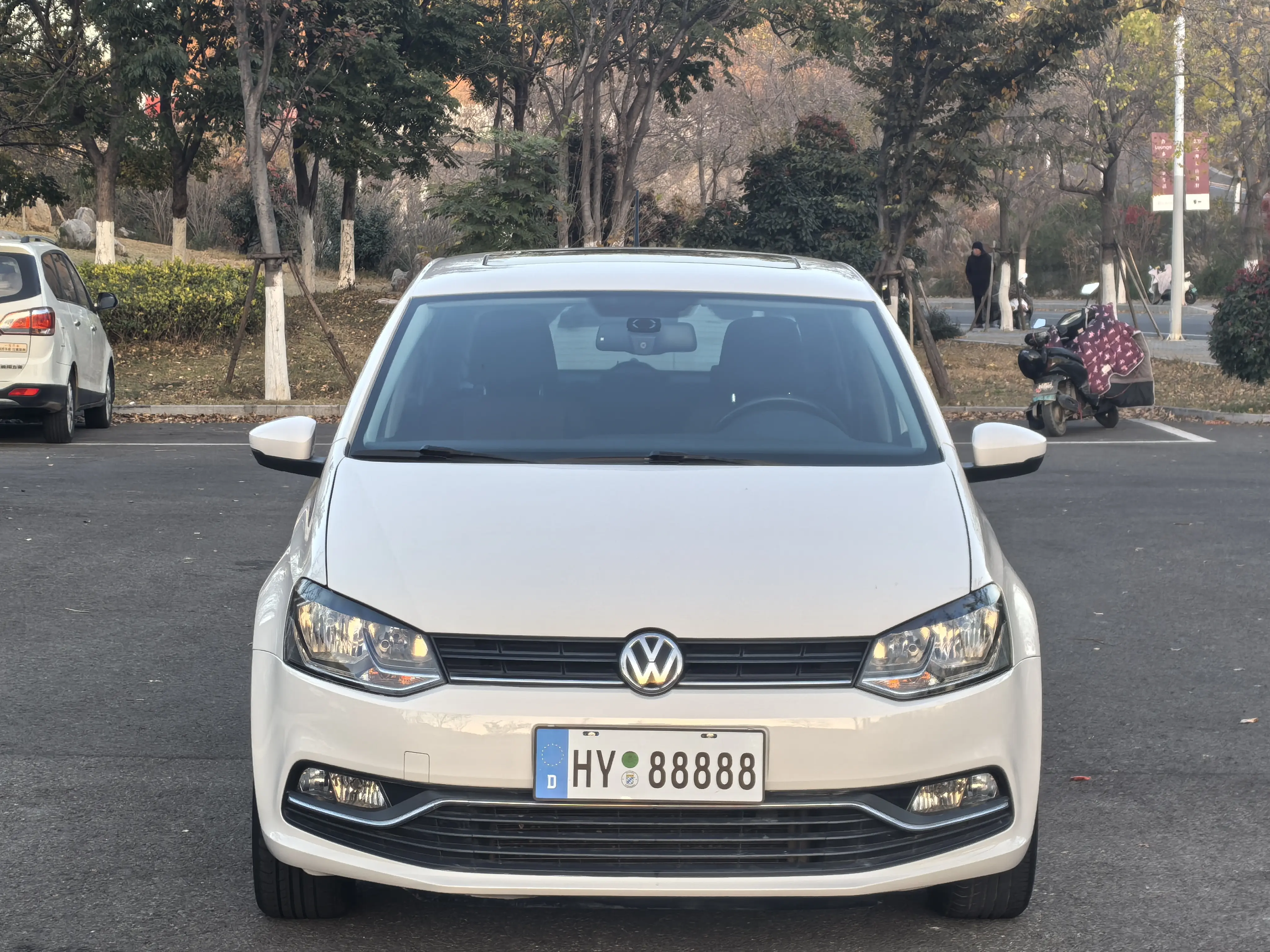 Volkswagen Polo  из Китая