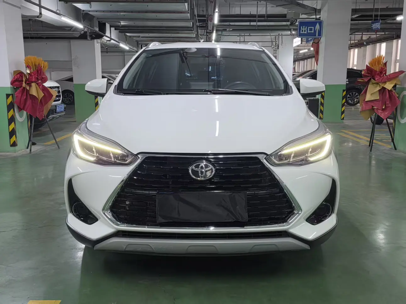 Toyota Yaris L  из Китая