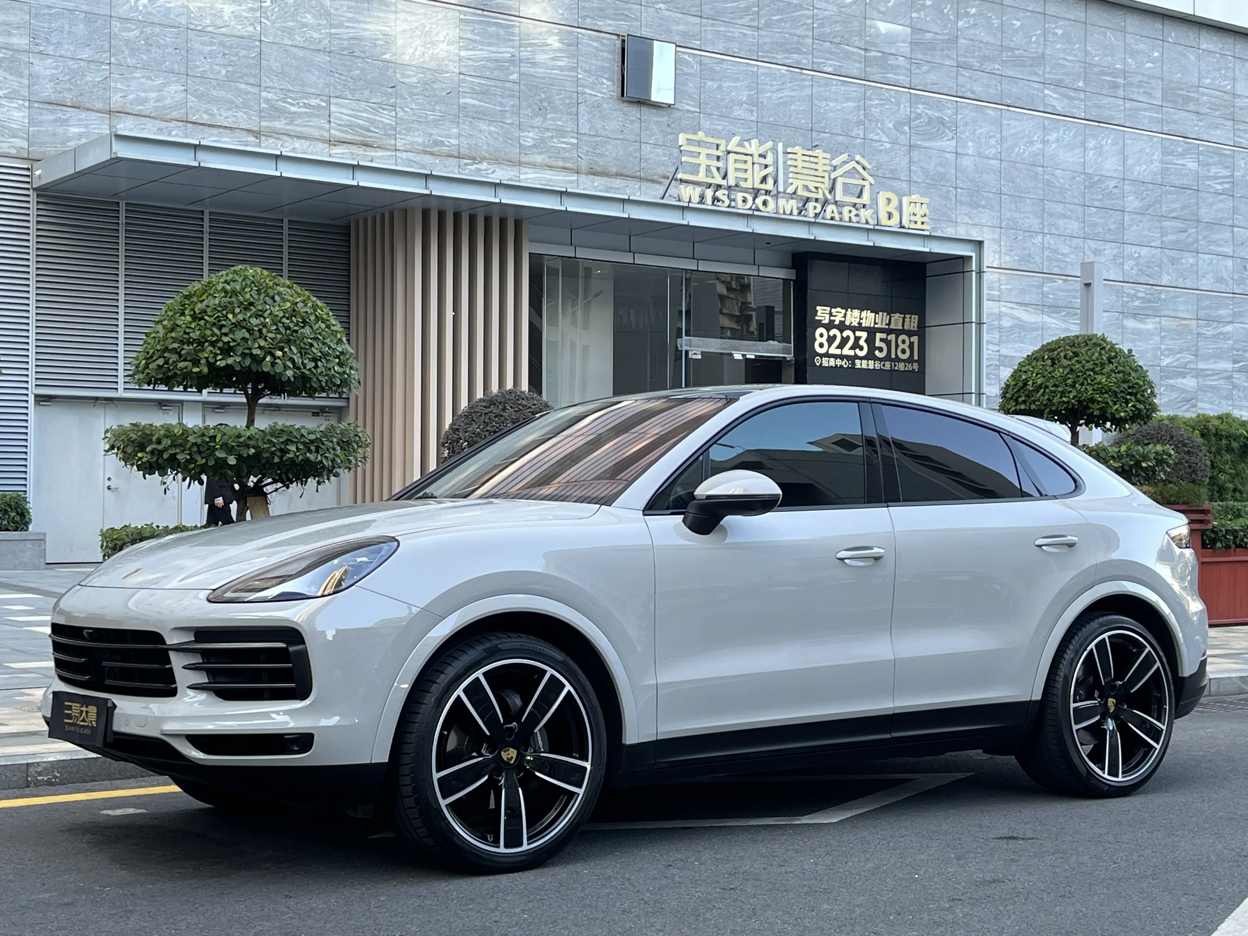 Porsche Cayenne Coupe  из Китая