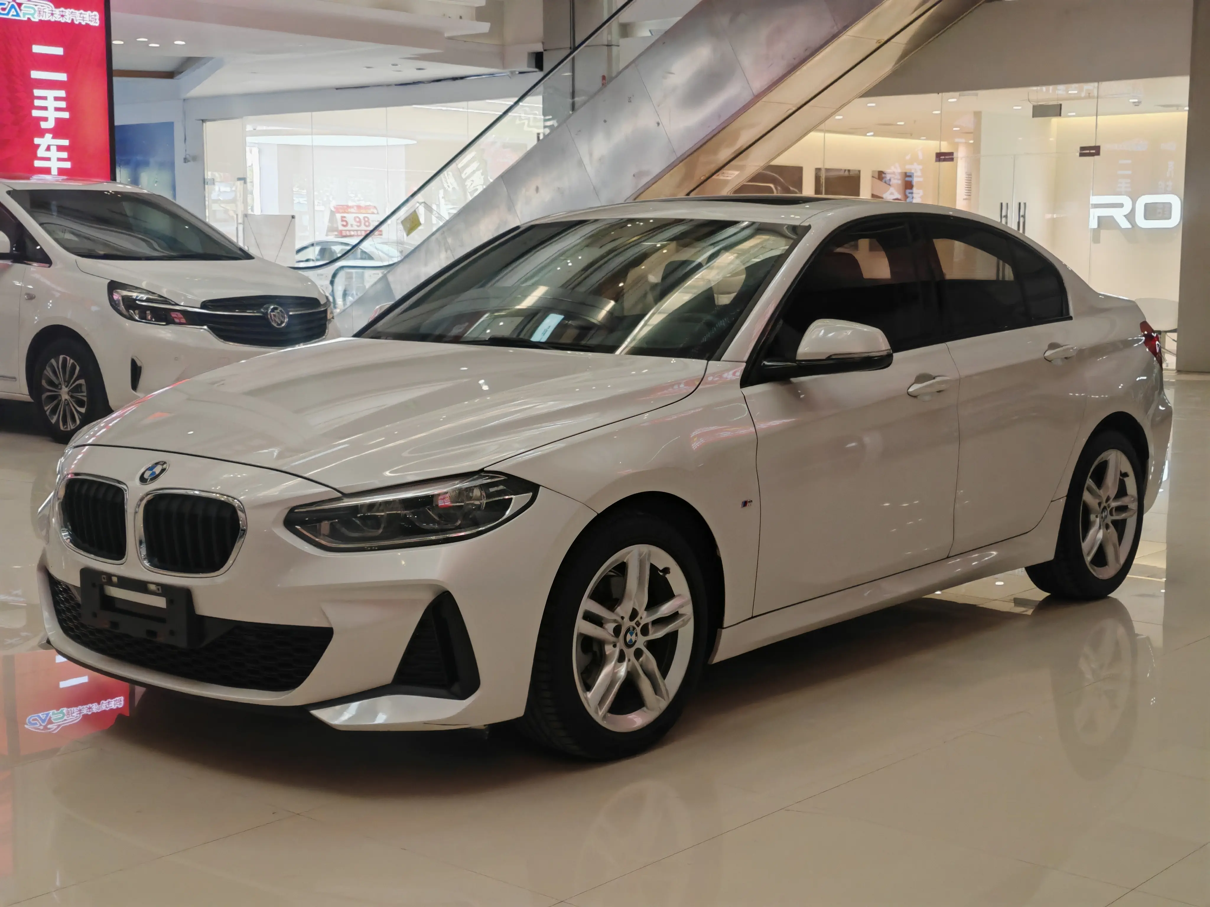 BMW 1 Series  из Китая