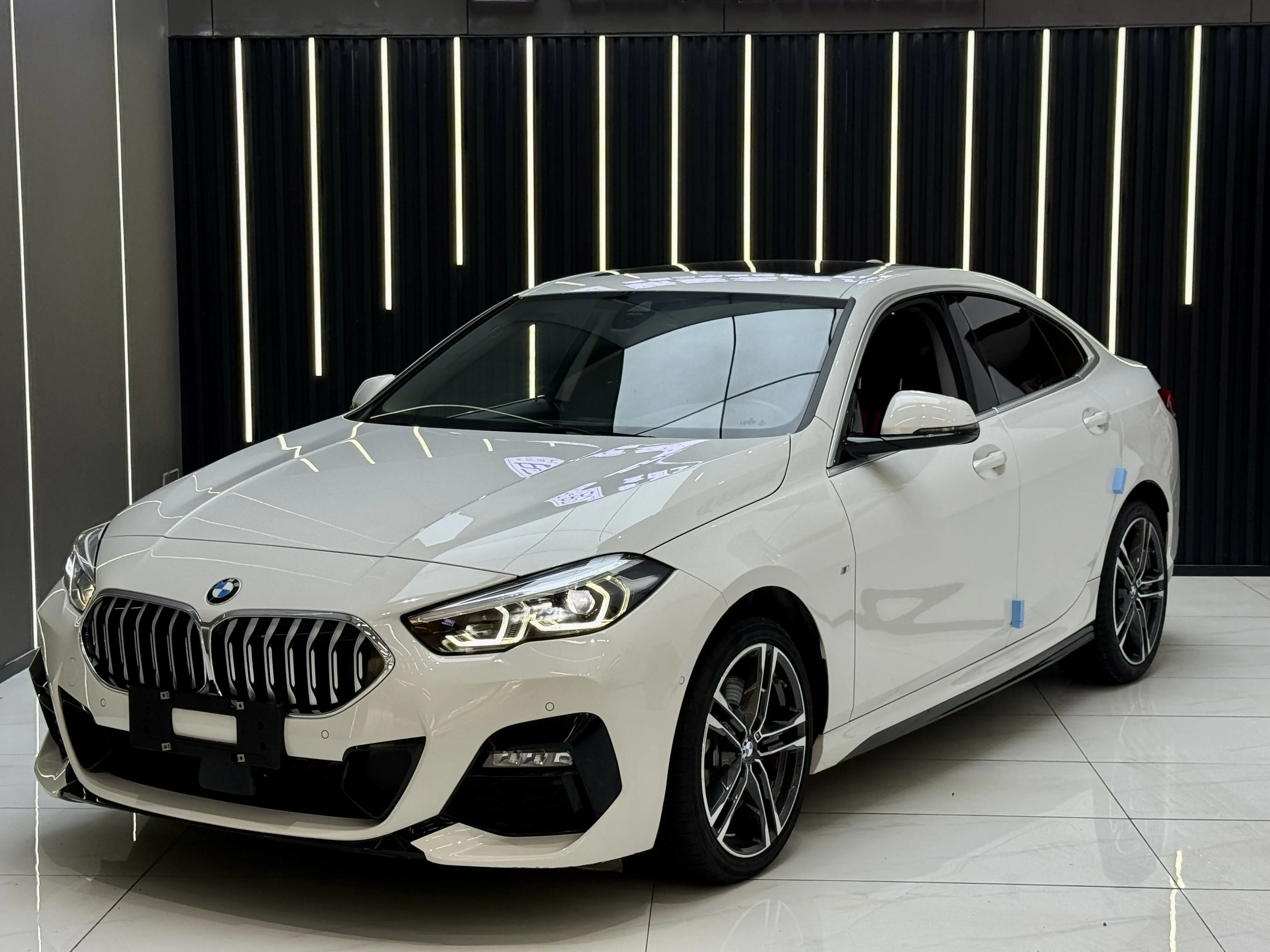 BMW 2 Series (Imported)  из Китая