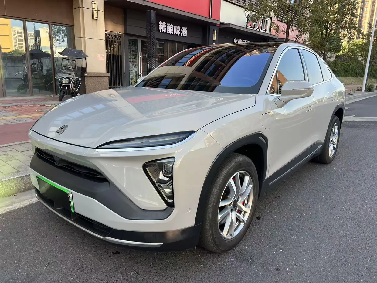 NIO EC6  из Китая
