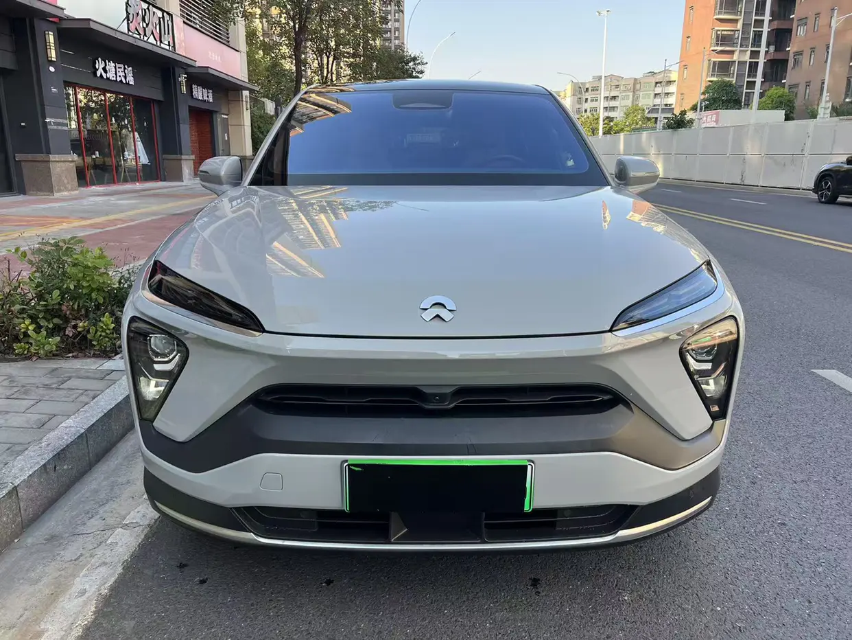 NIO EC6  из Китая