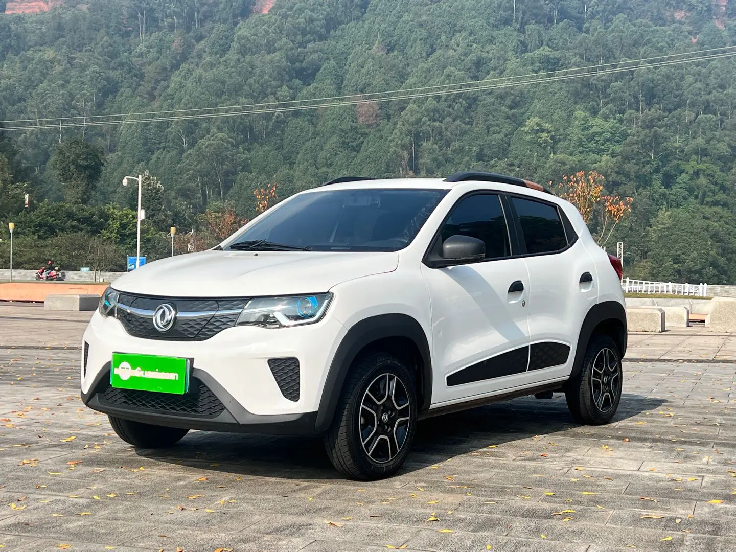 Dongfeng Nano EX1  из Китая