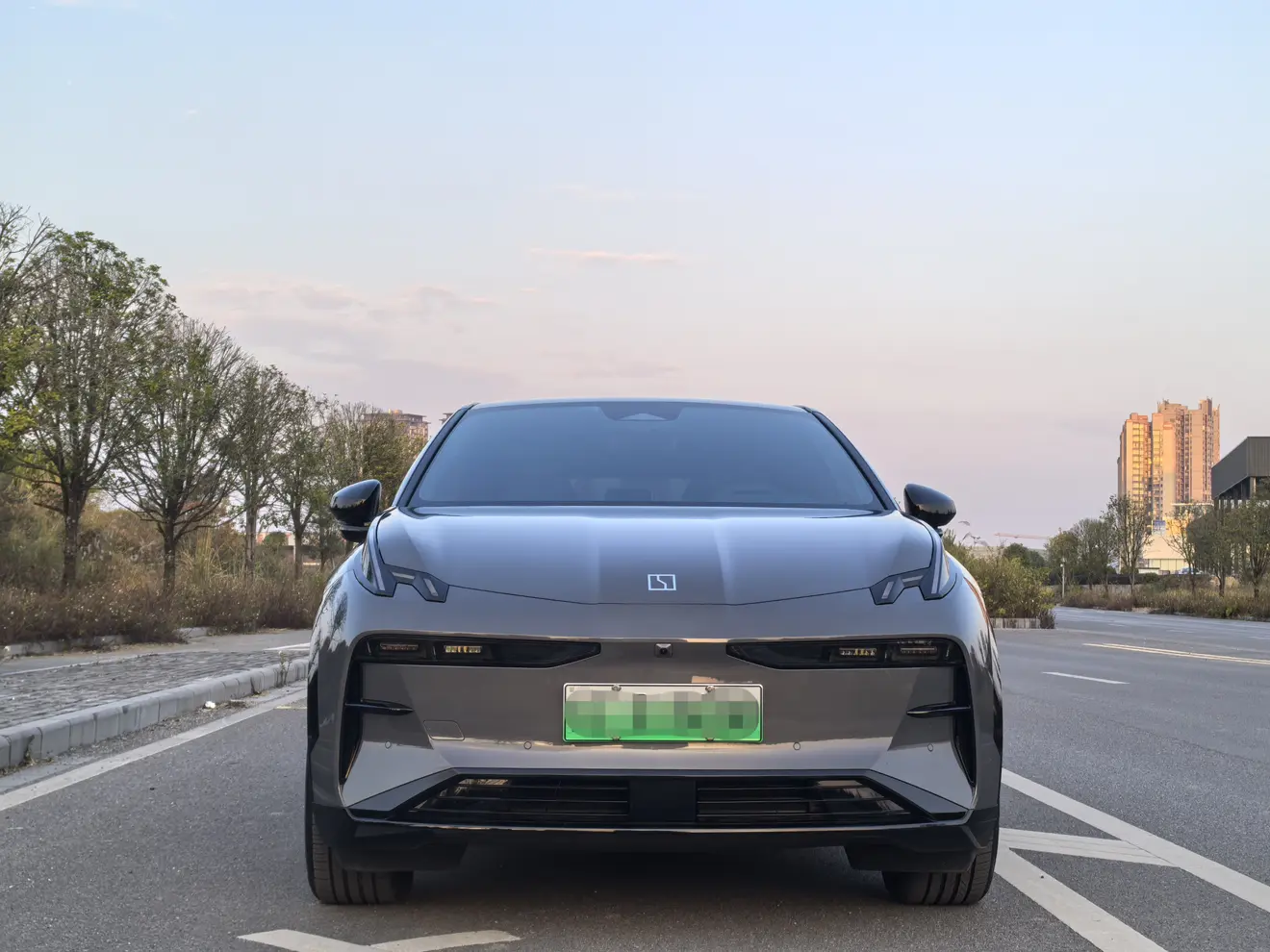 ZEEKR X  из Китая