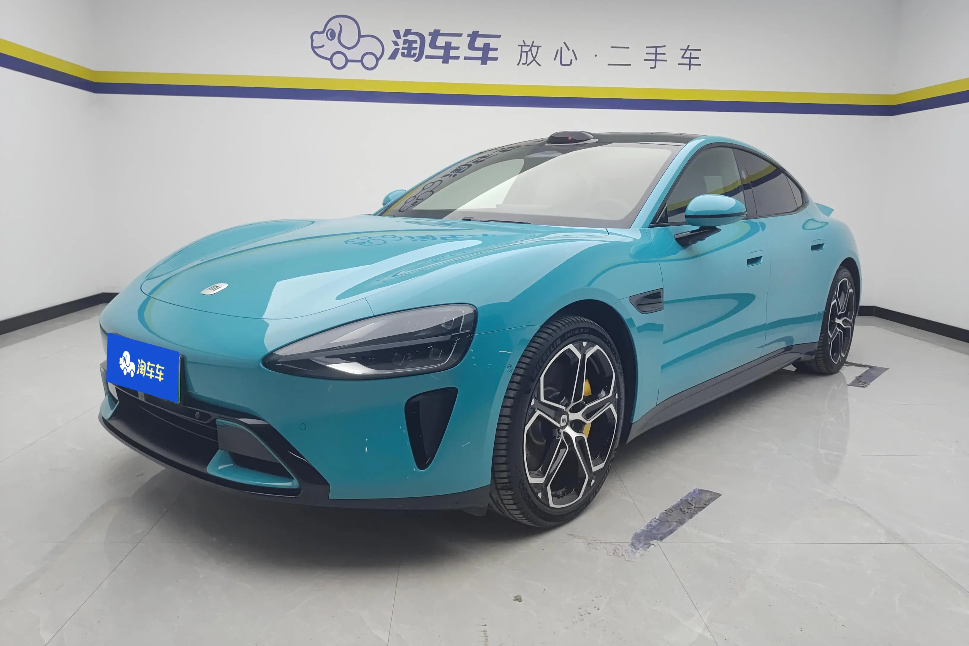 Xiaomi car Xiaomi SU7  из Китая