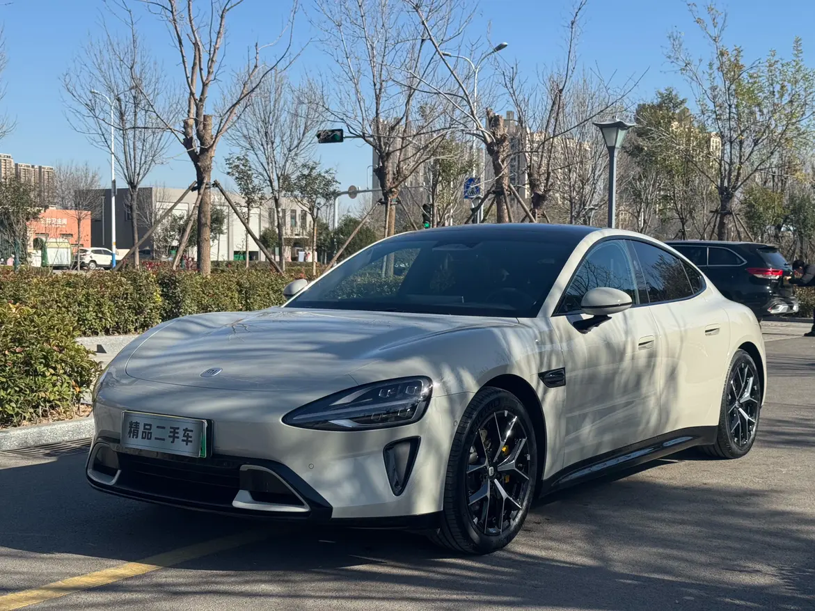 Xiaomi car Xiaomi SU7  из Китая