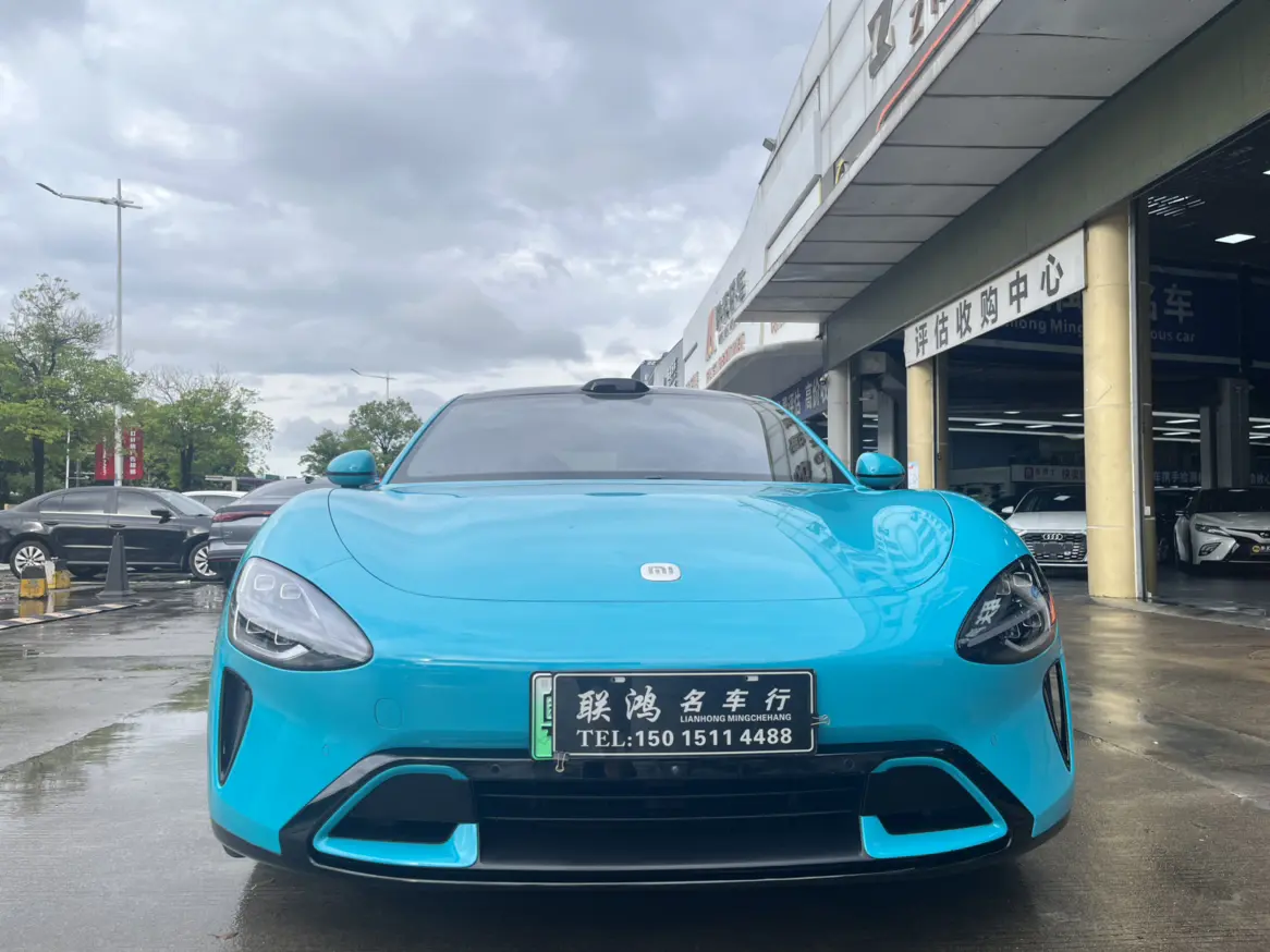 Xiaomi car Xiaomi SU7  из Китая