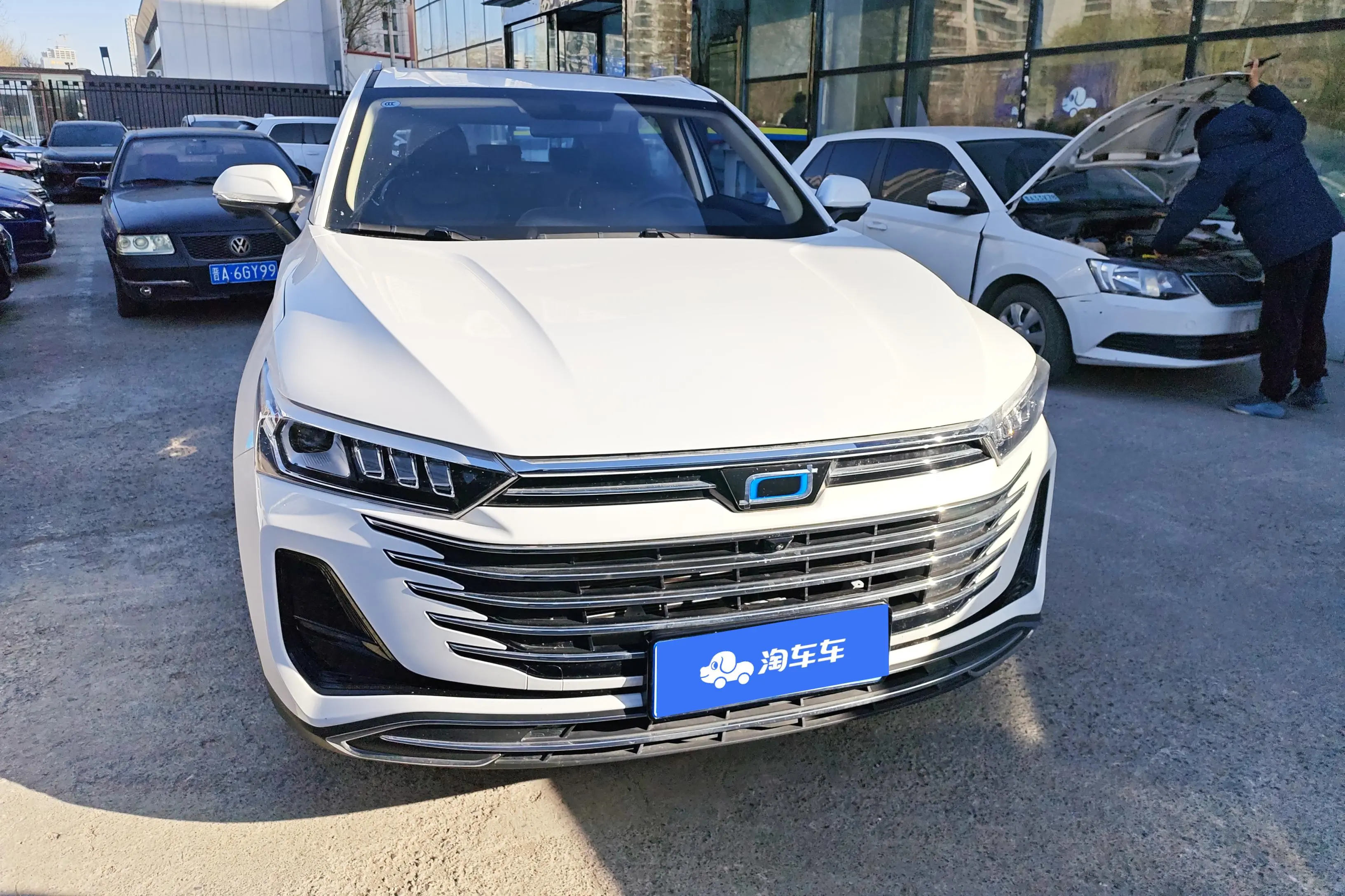 FAW Bestune T77 (Besturn T77)  из Китая