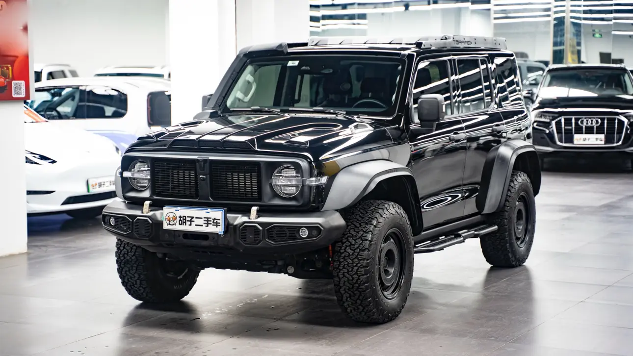 Tank 300  из Китая