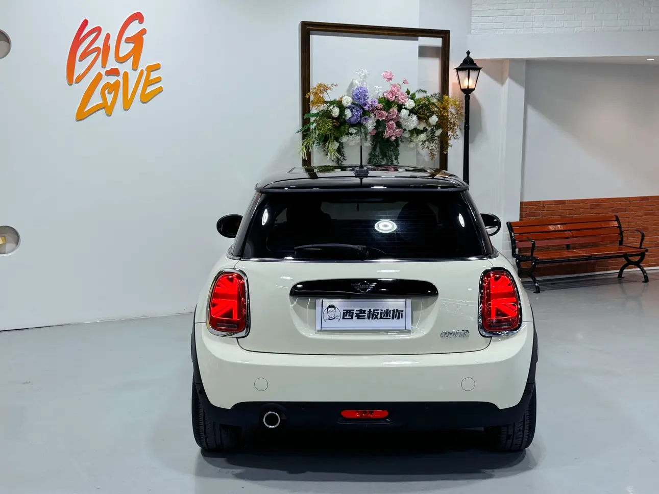 MINI 