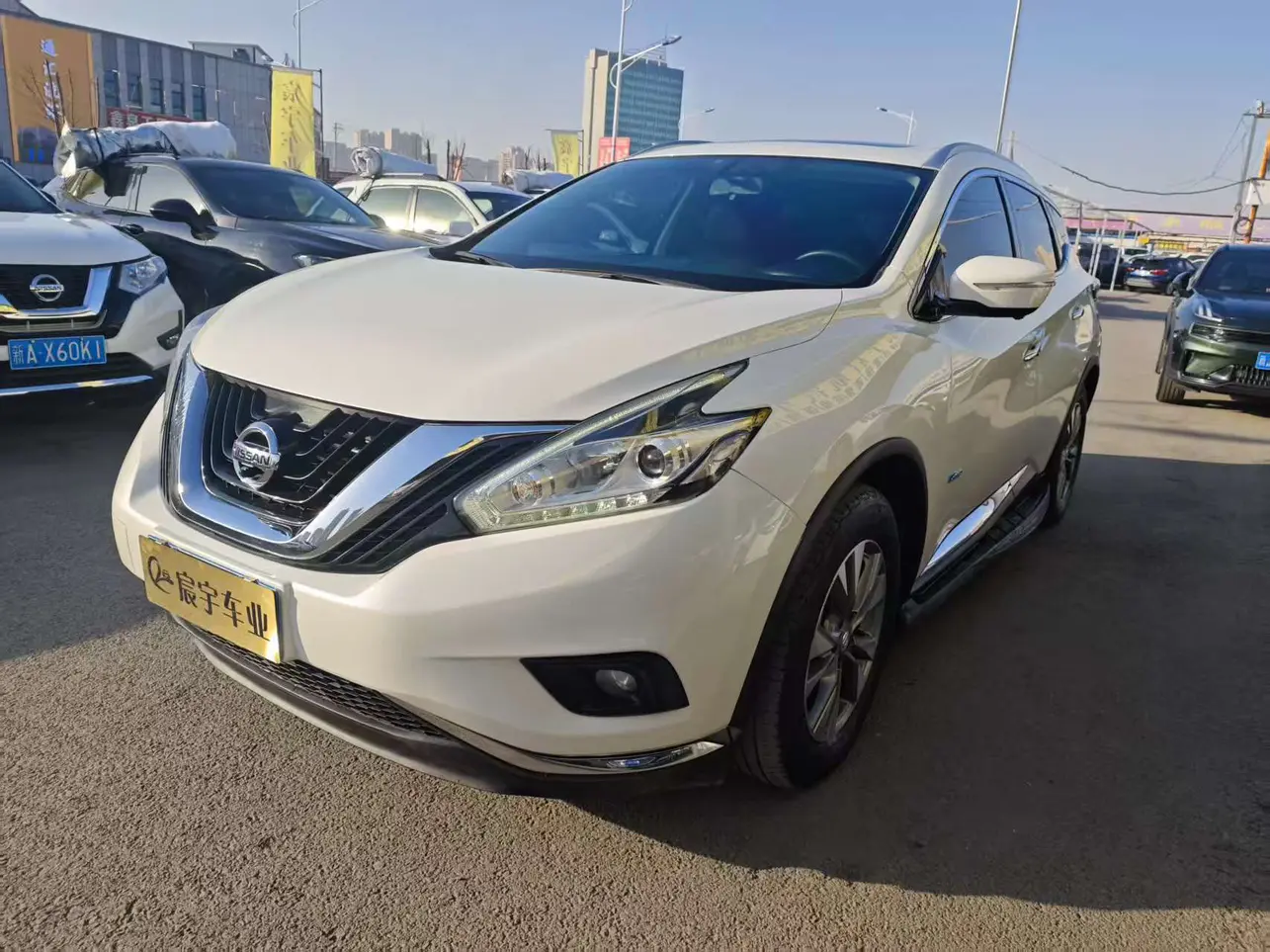 Nissan Murano (Loulan)  из Китая