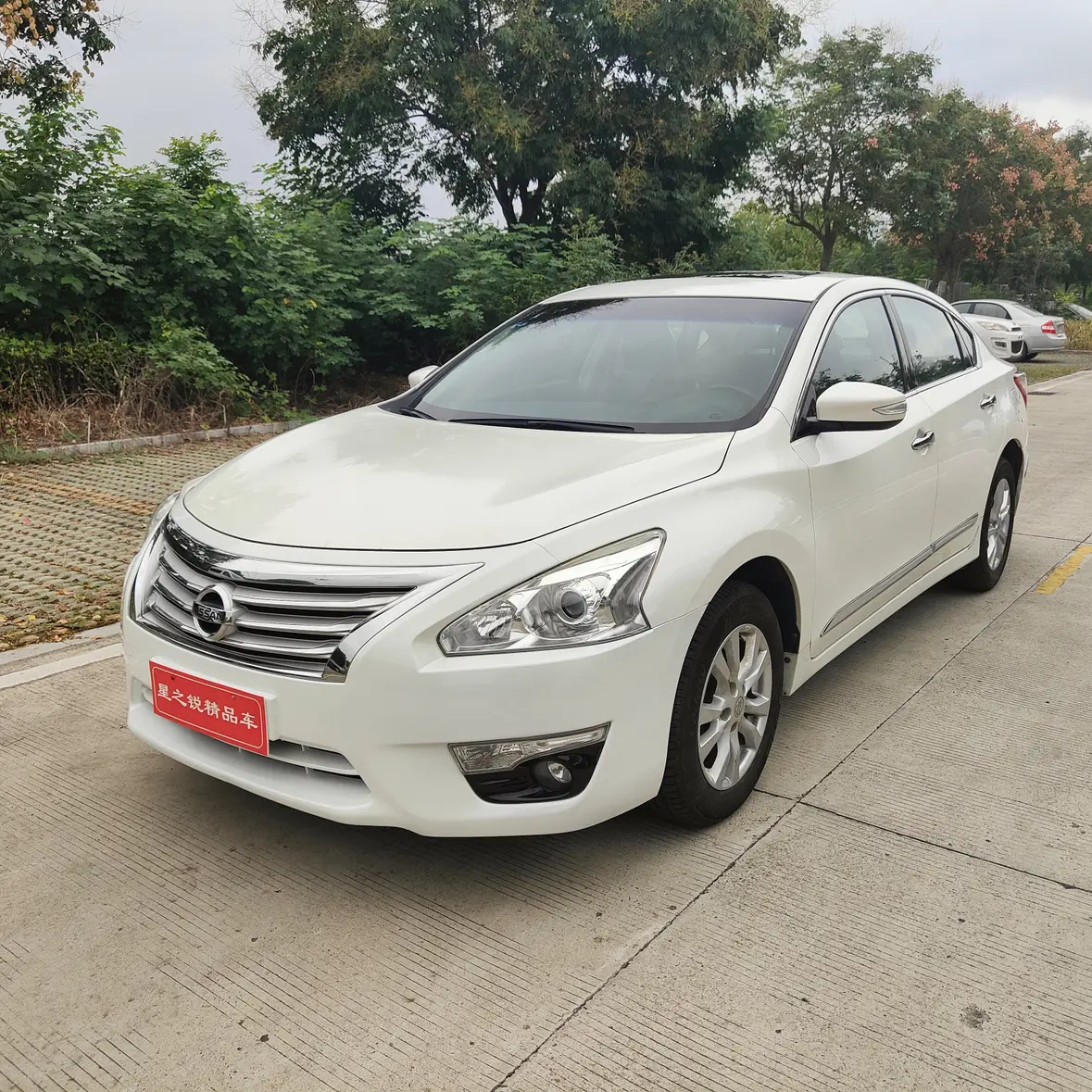 Nissan Altima (Teana)  из Китая