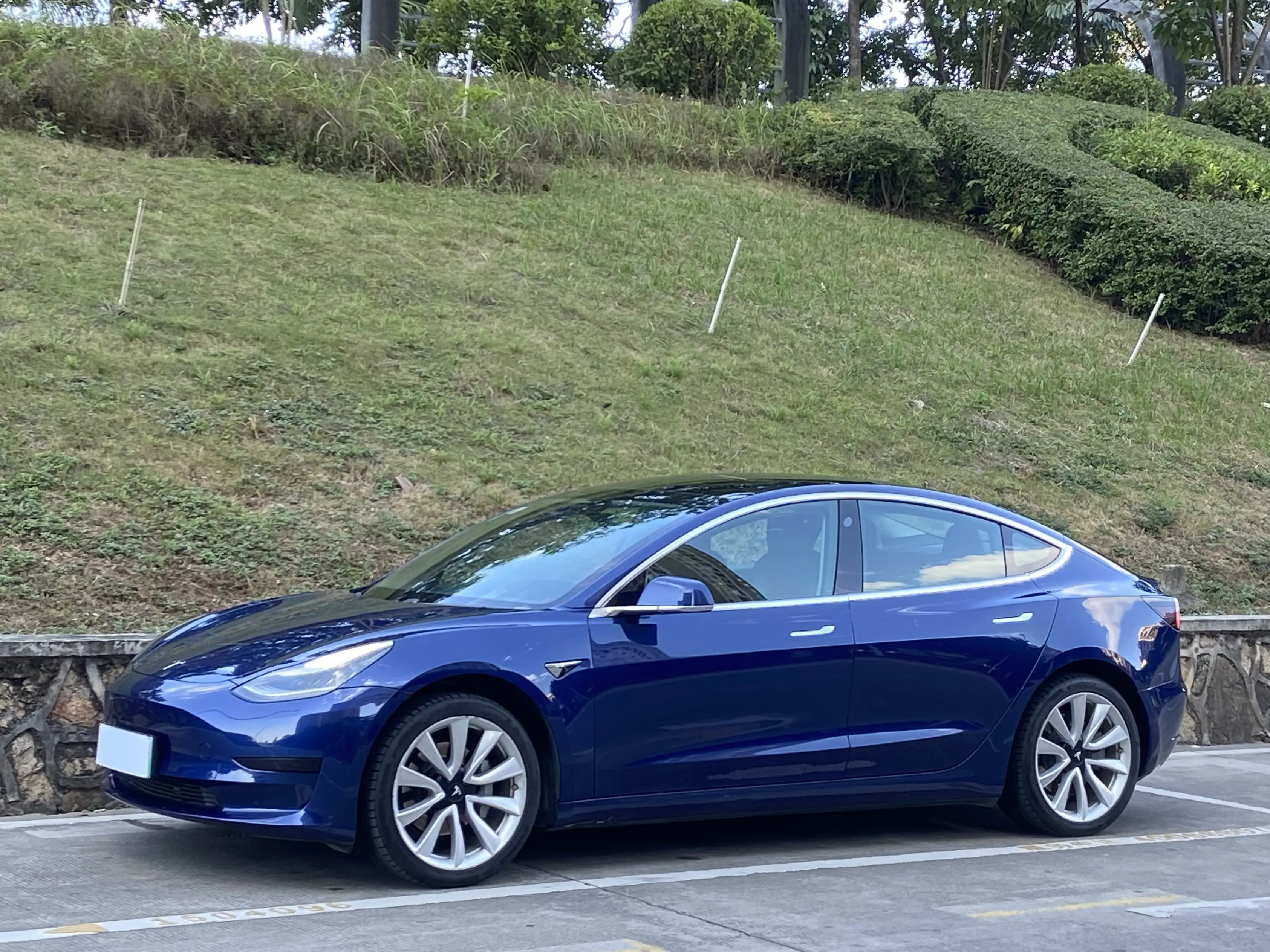 Tesla Model 3  из Китая