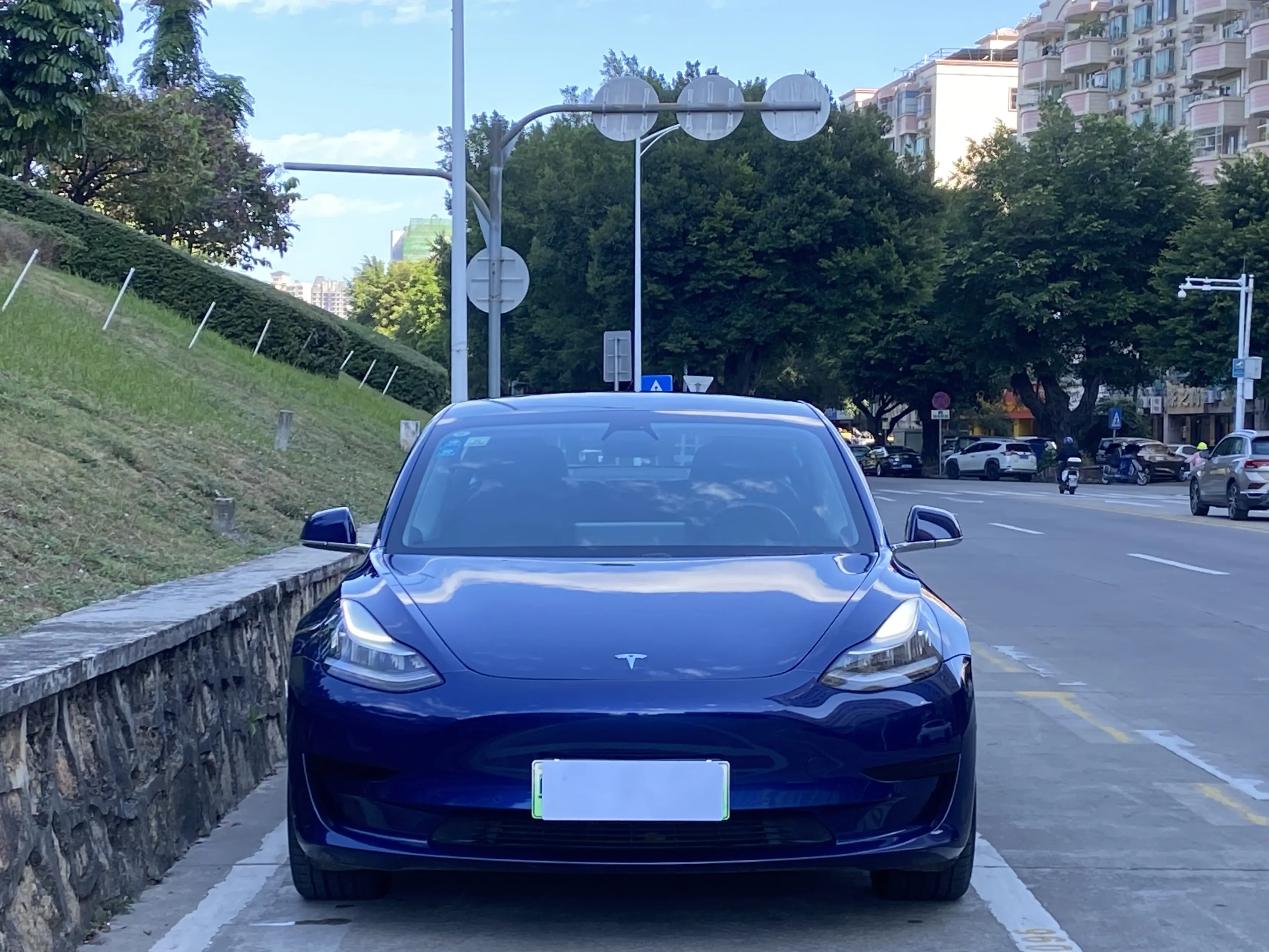 Tesla Model 3  из Китая
