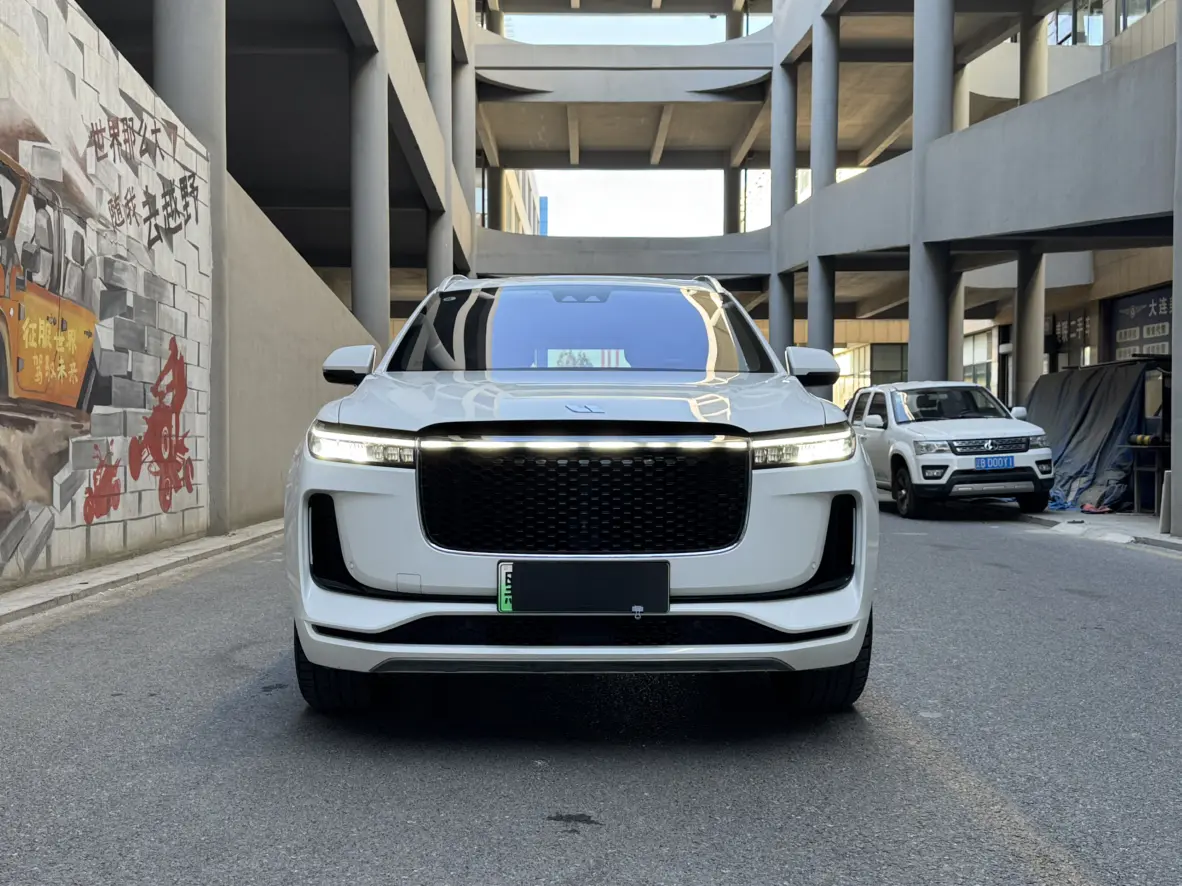 Li ONE (Ideal ONE)  из Китая