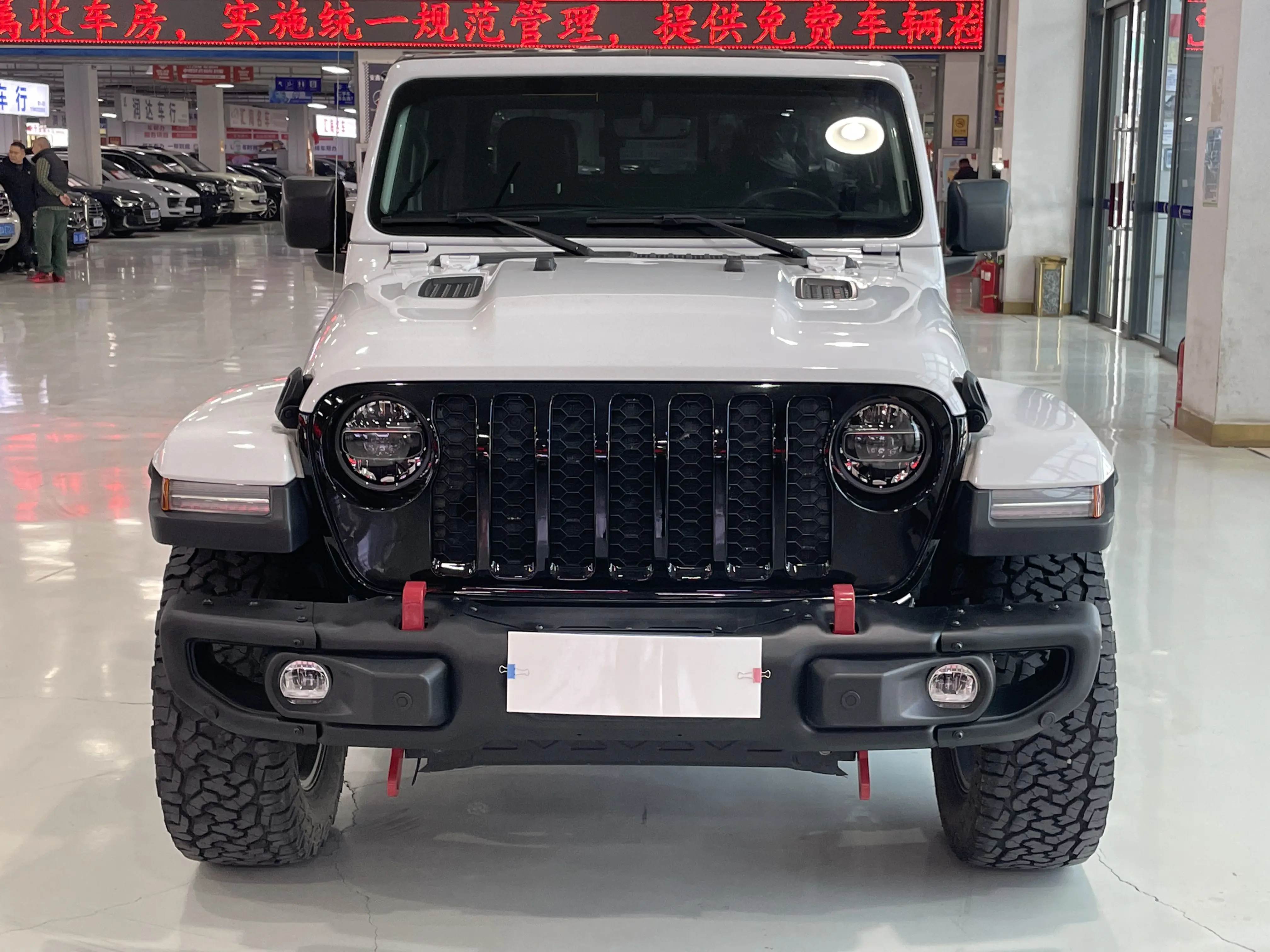 Jeep Gladiator  из Китая
