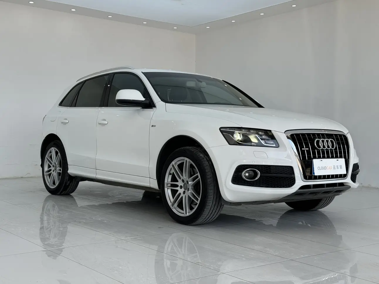 Audi Q5 (imported)  из Китая