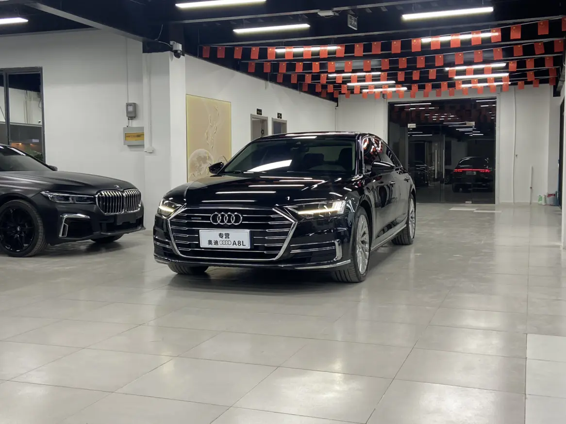 Audi A8