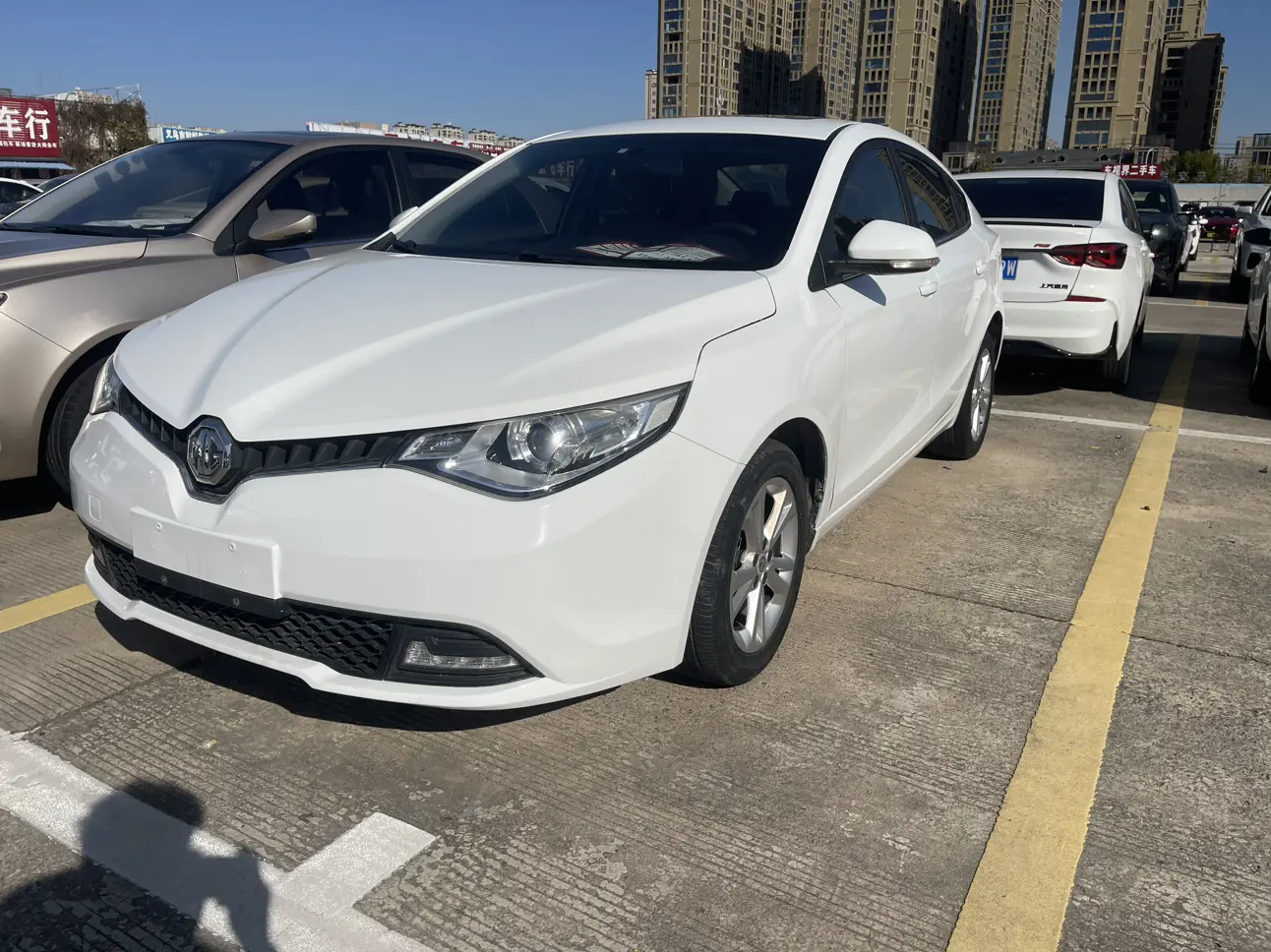 MG Ruixing  из Китая