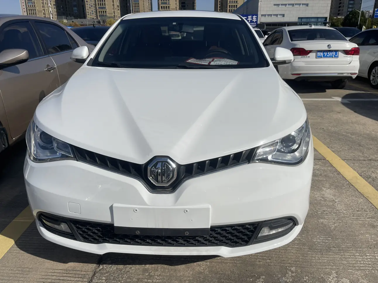 MG Ruixing  из Китая