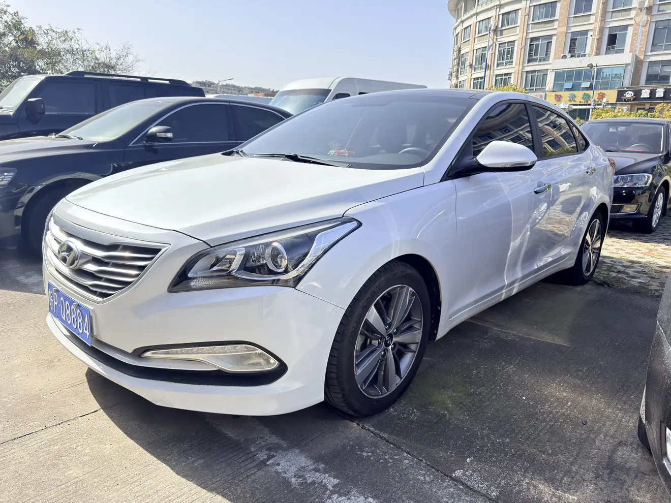 Hyundai Famous pictures  из Китая