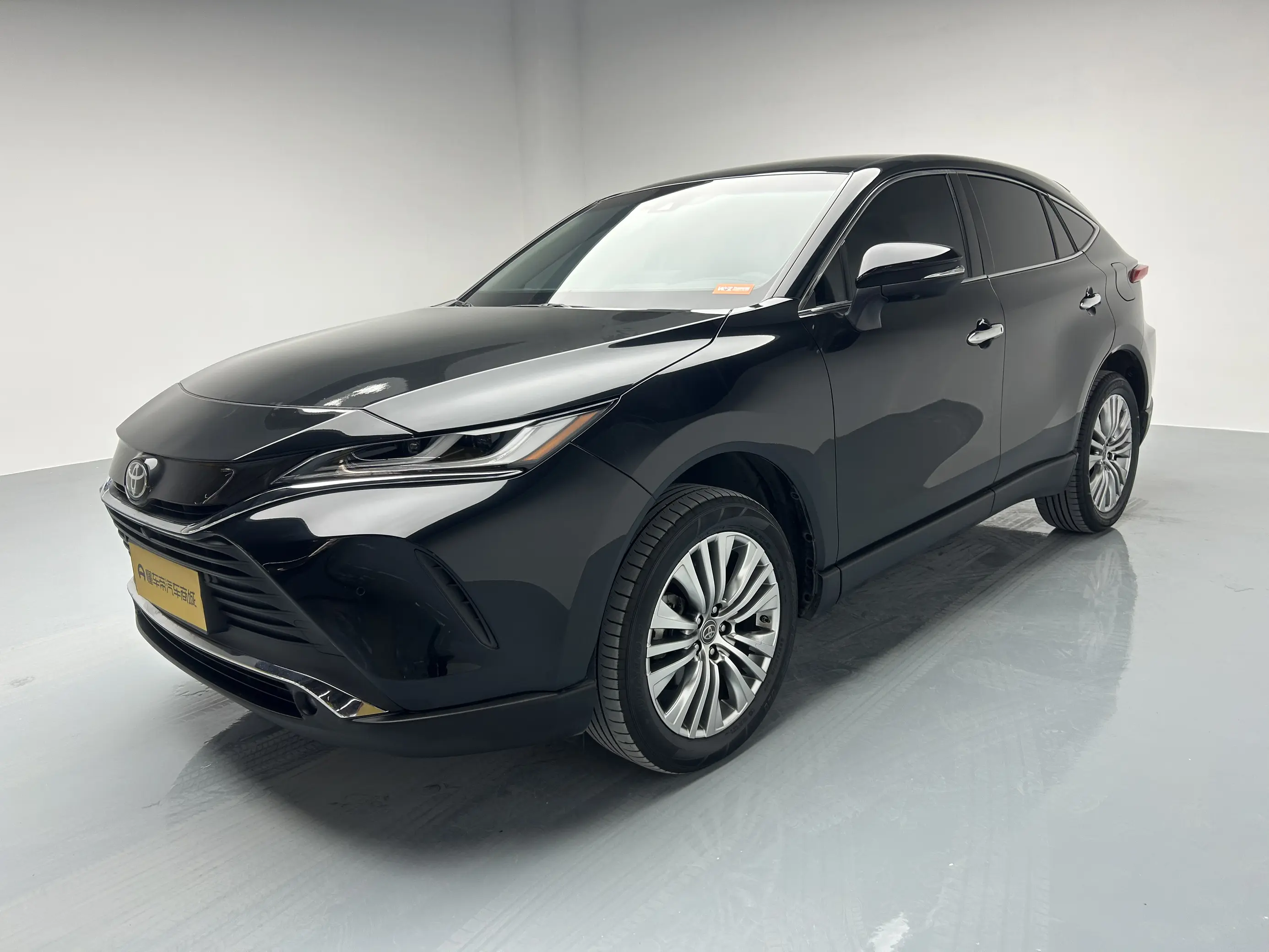 Toyota Harrier  из Китая