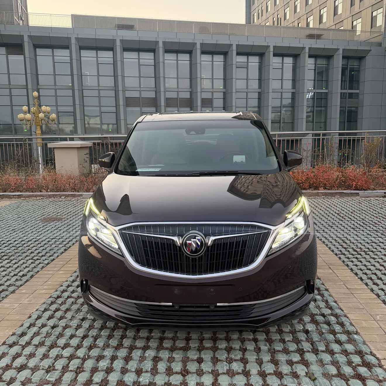 Buick GL8  из Китая