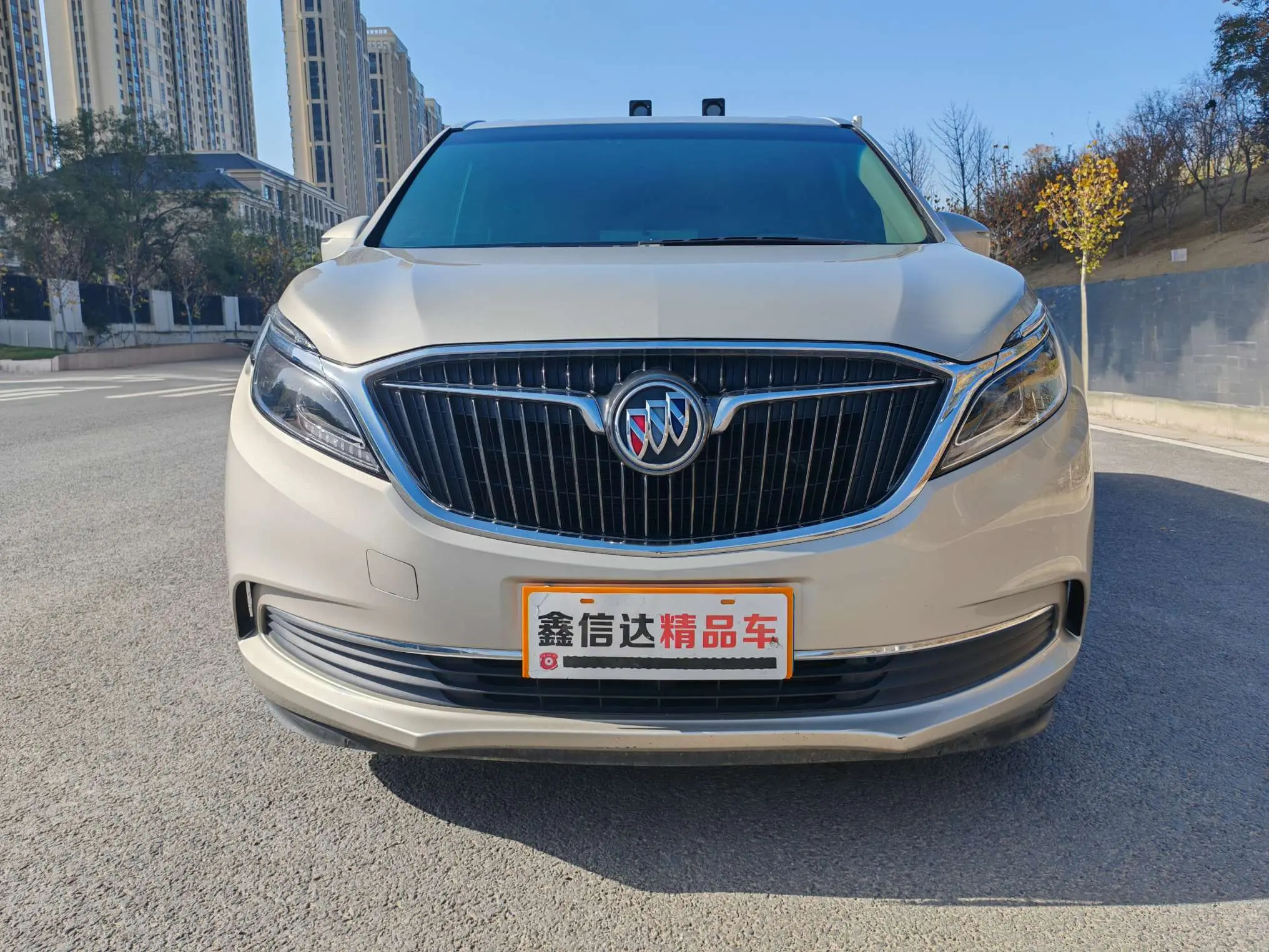 Buick GL8  из Китая