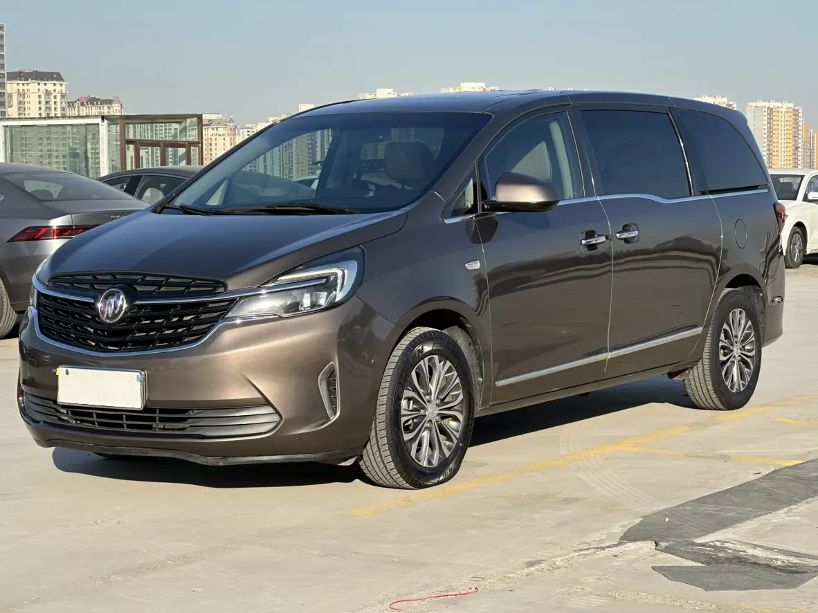 Buick GL8  из Китая