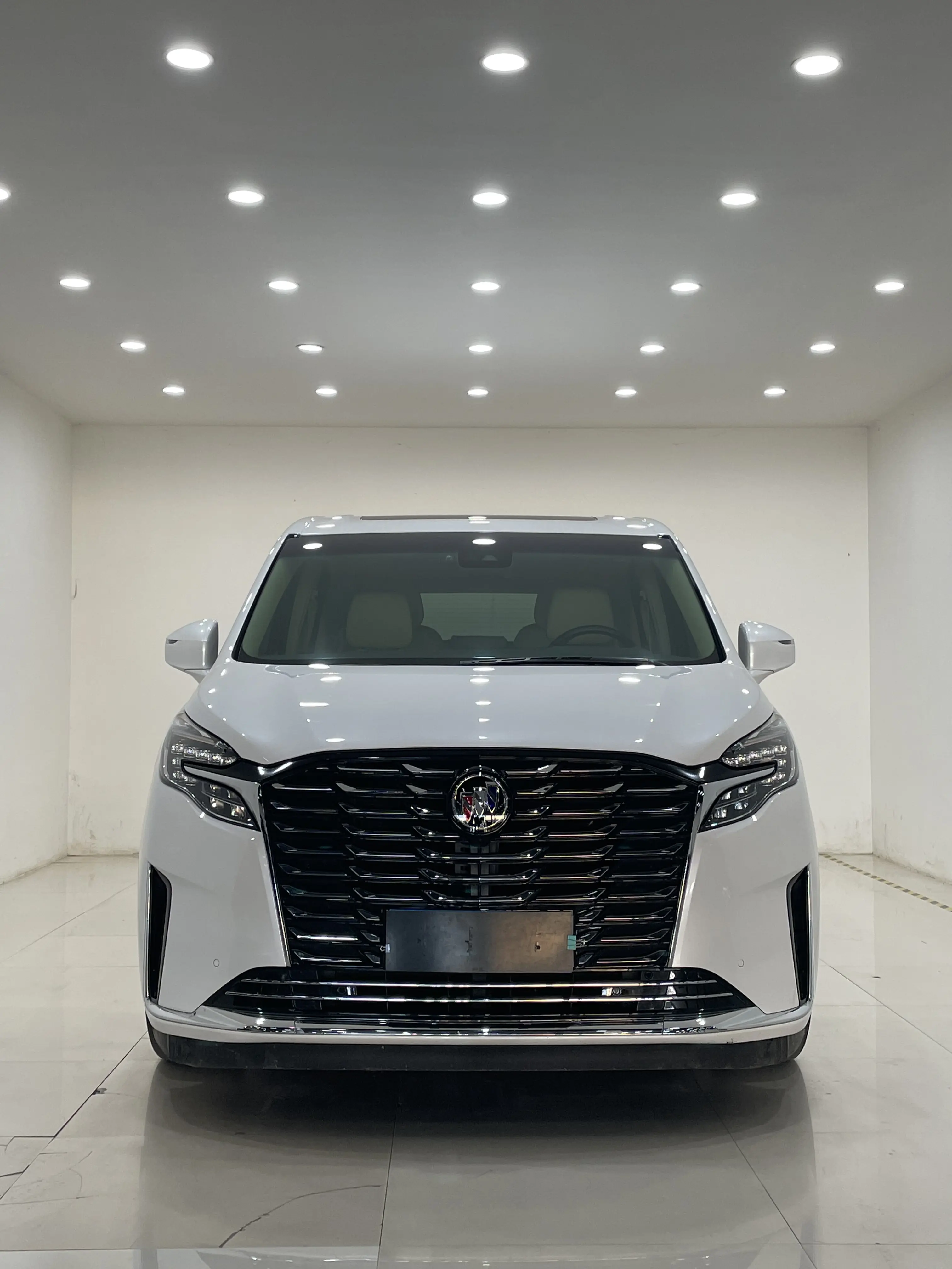 Buick GL8  из Китая