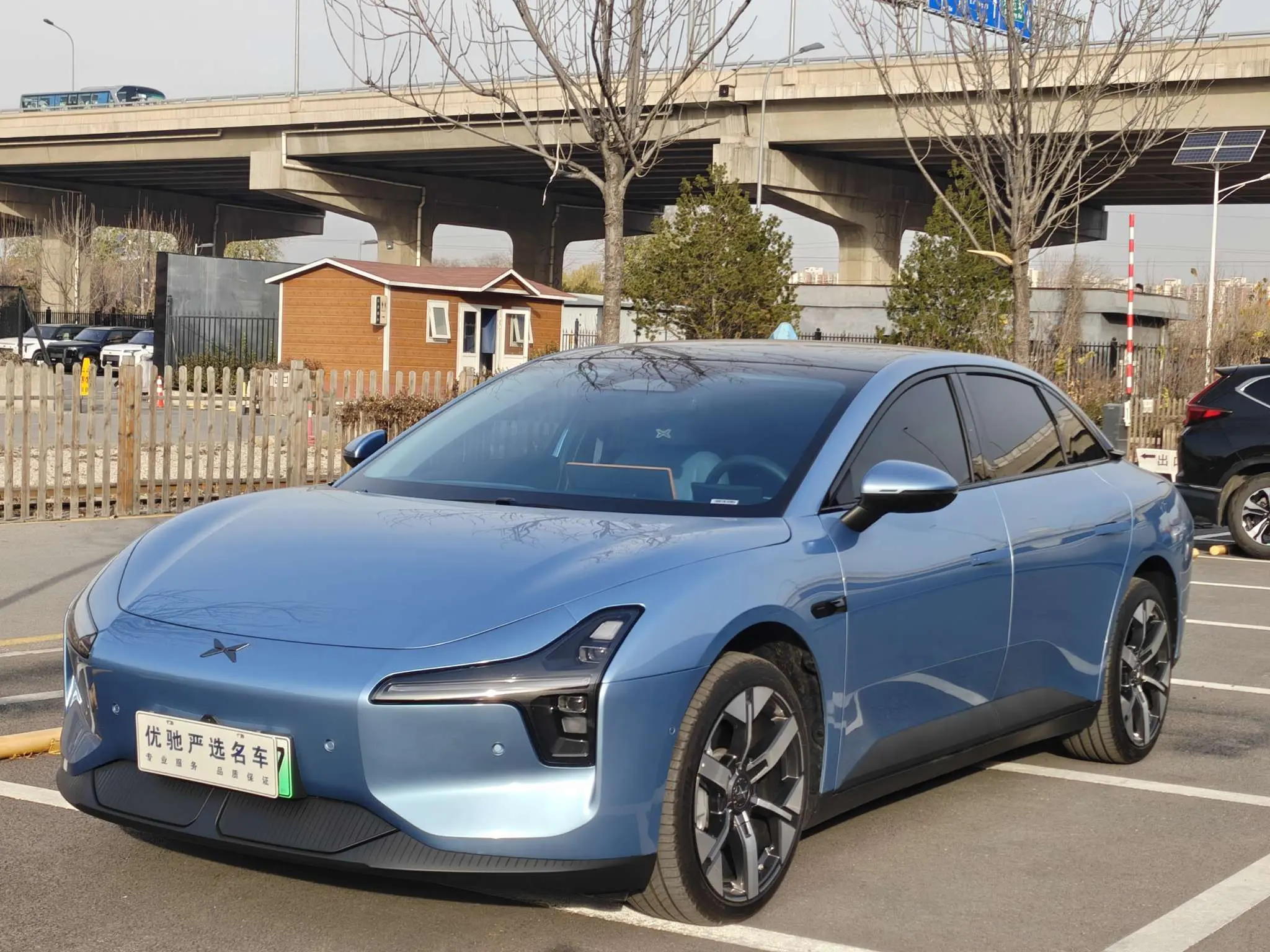 Xpeng Xiaopeng MONA M03  из Китая