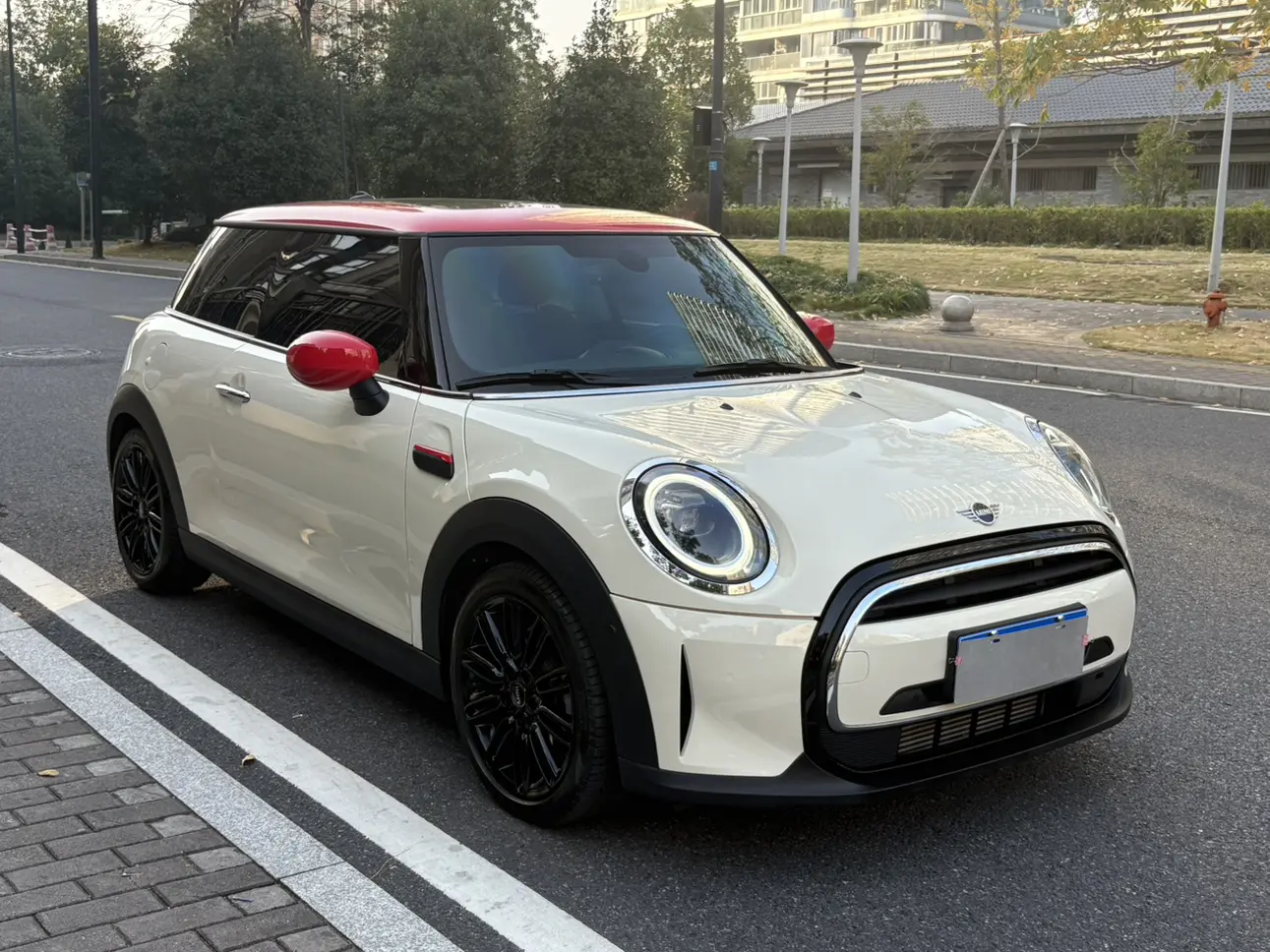 MINI 