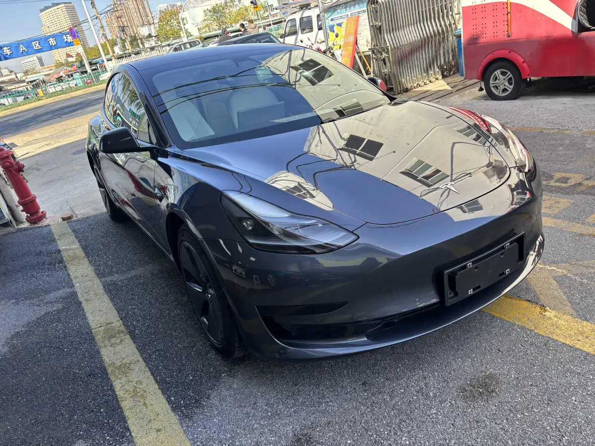 Tesla Model 3  из Китая