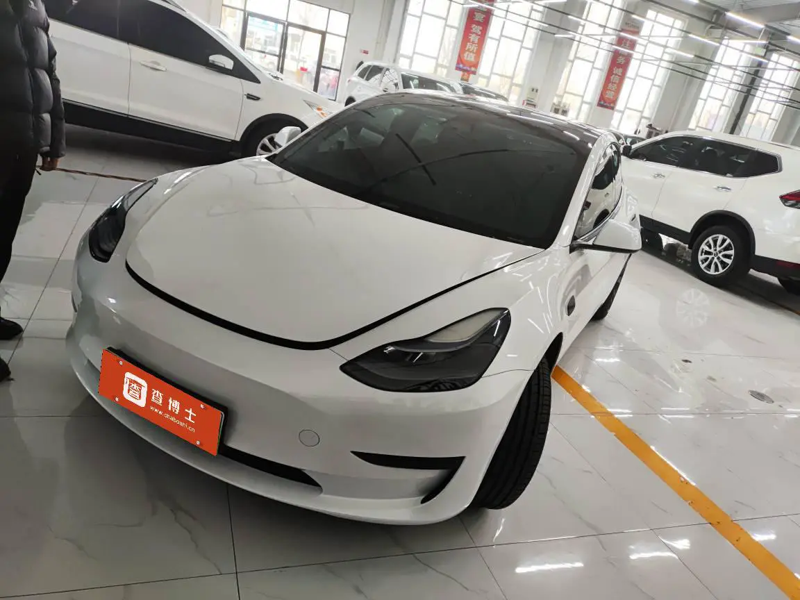 Tesla Model 3  из Китая