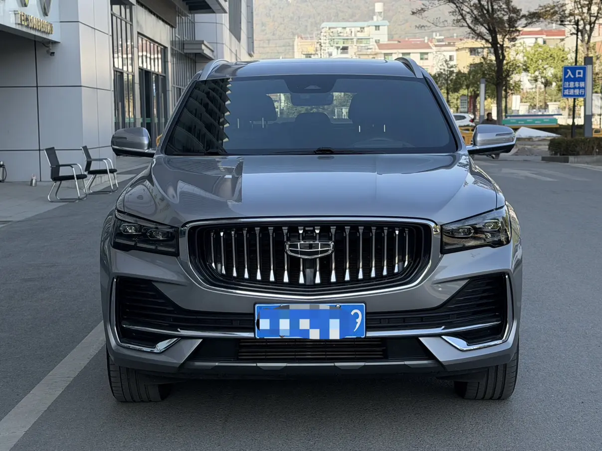 Geely Monjaro (Xingyue L)  из Китая