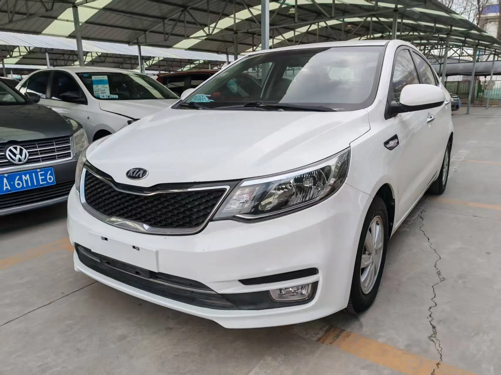 Kia K2  из Китая