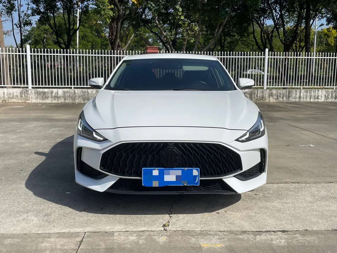 MG 5  из Китая