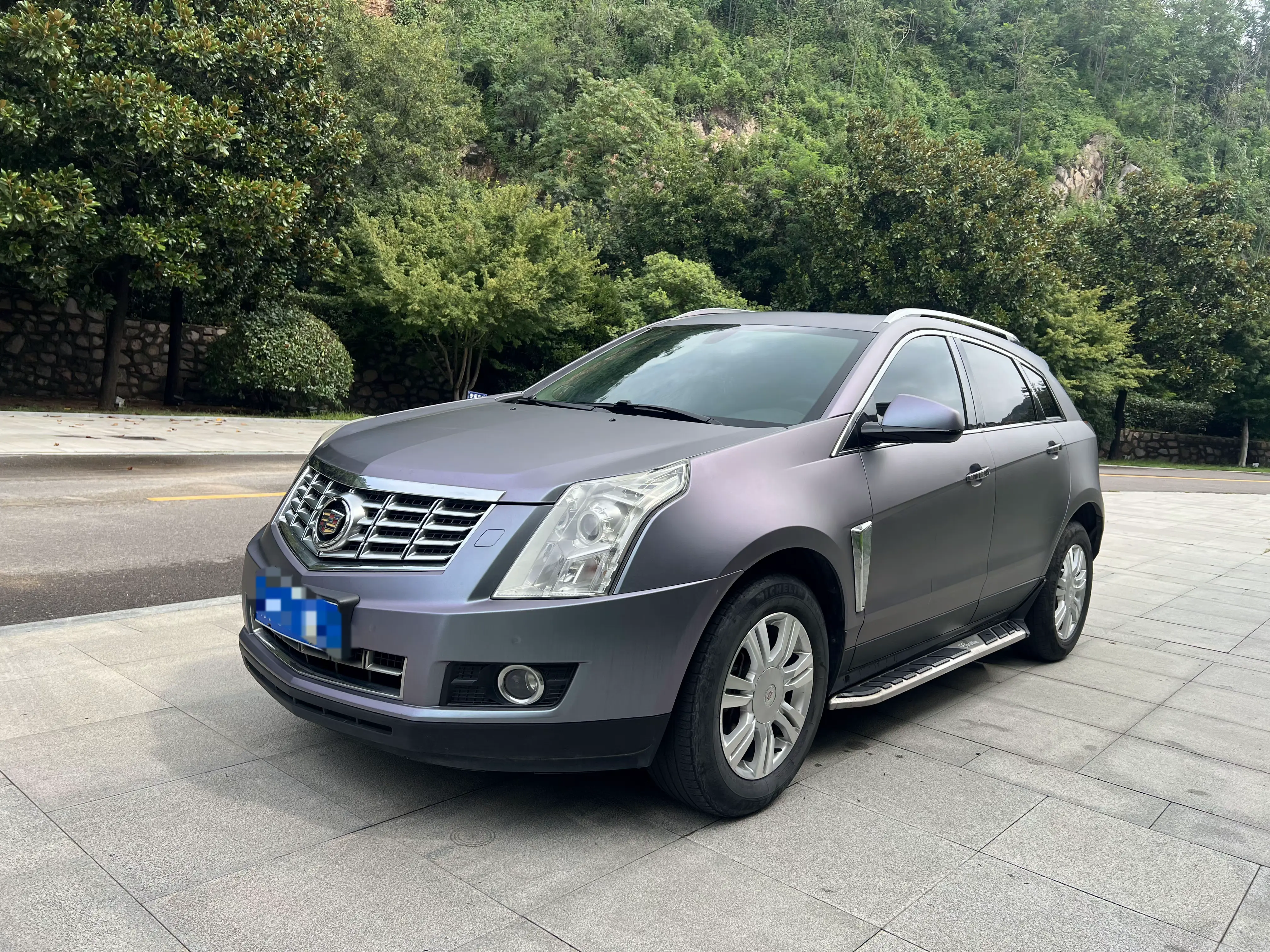 Cadillac SRX  из Китая