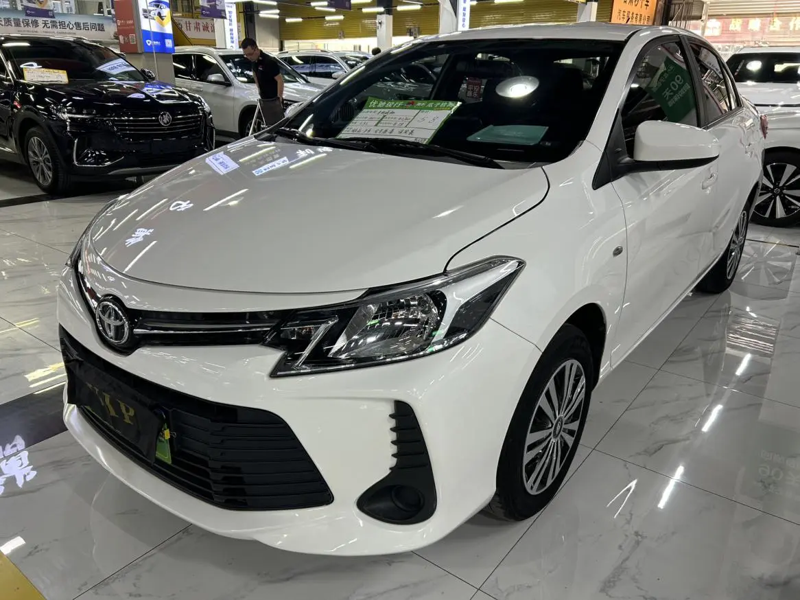 Toyota Vios  из Китая