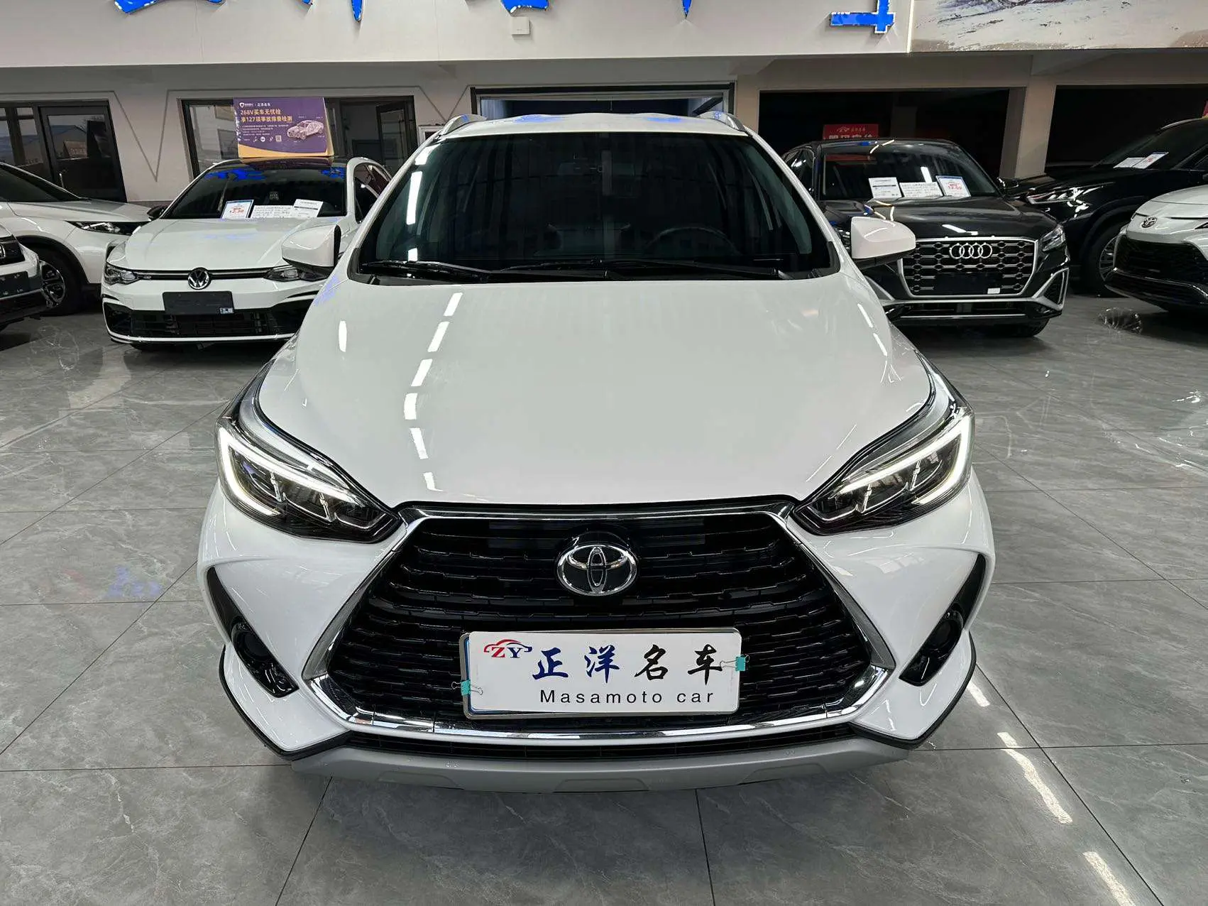 Toyota Yaris L  из Китая