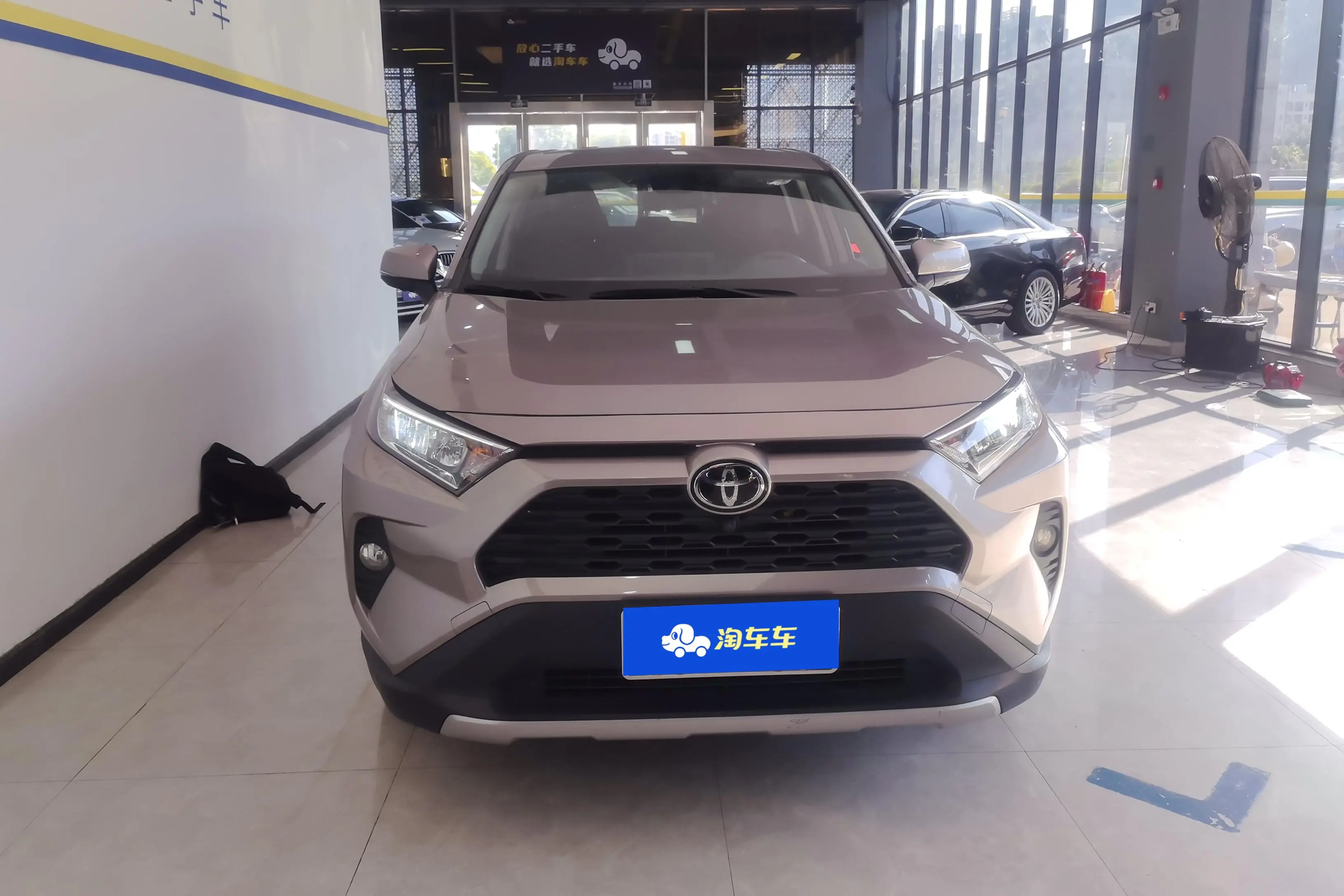 Toyota RAV4  из Китая