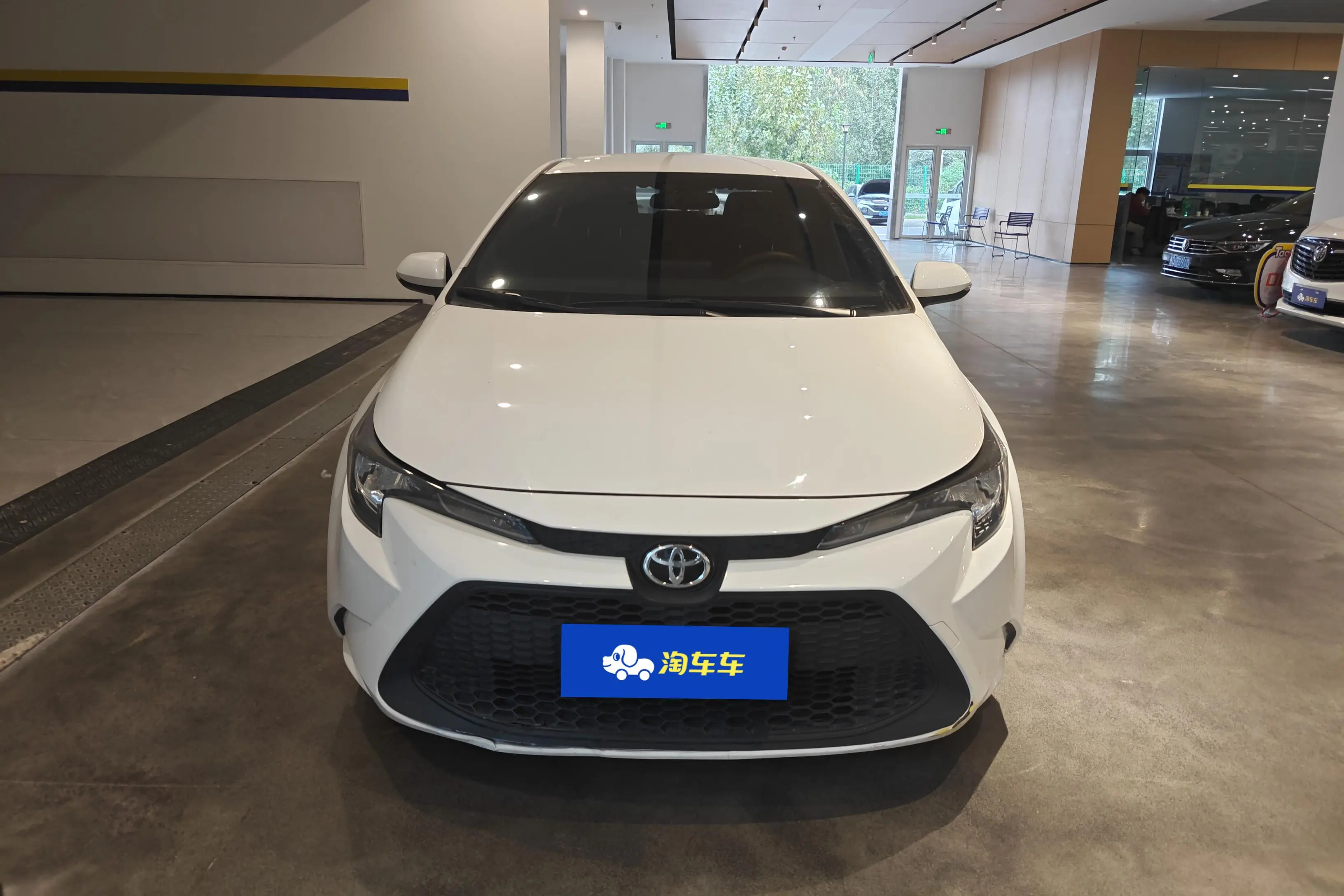 Toyota Levin (Lei Ling)  из Китая